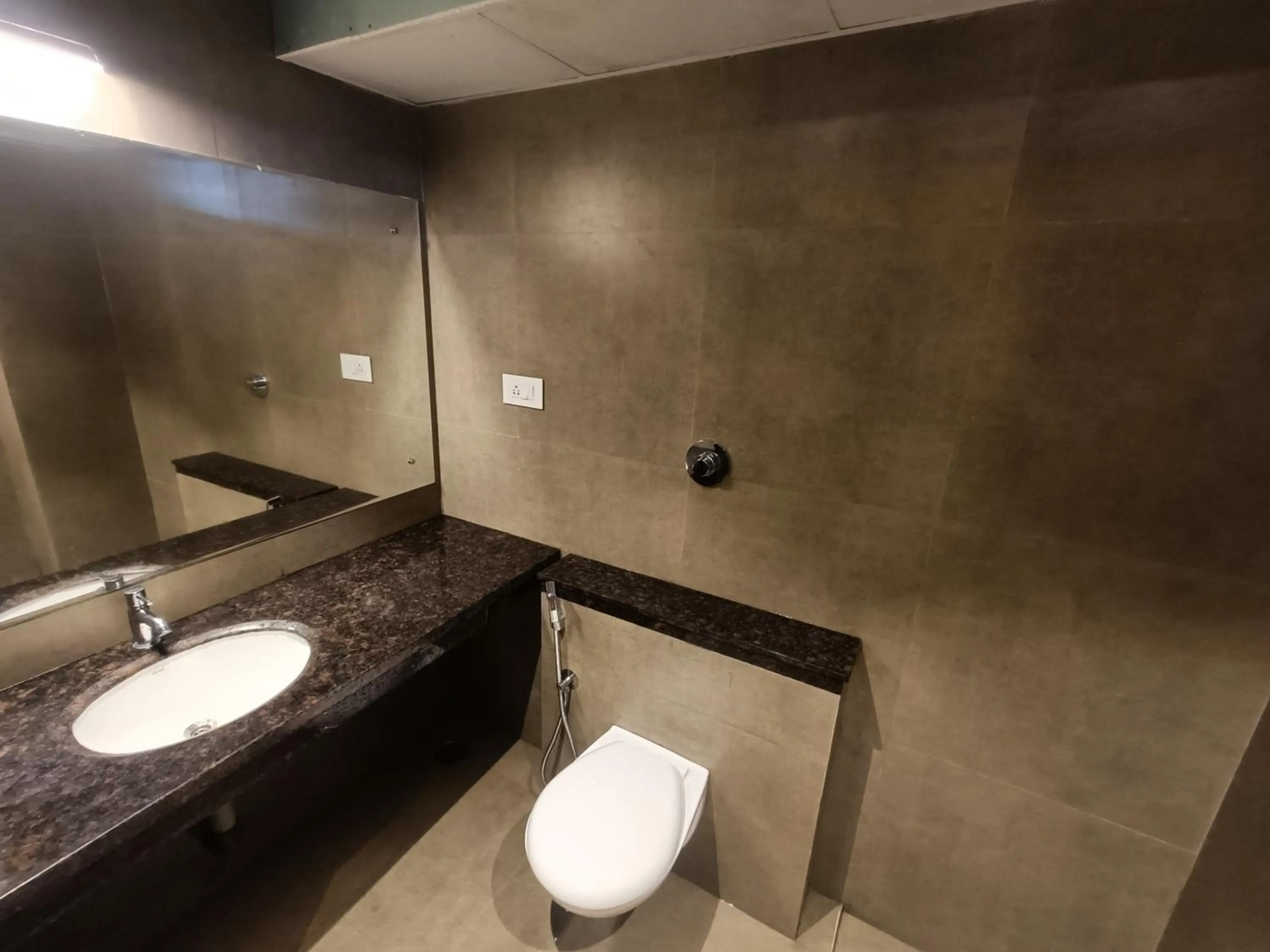 Bathroom in Hotel Comorin Grand