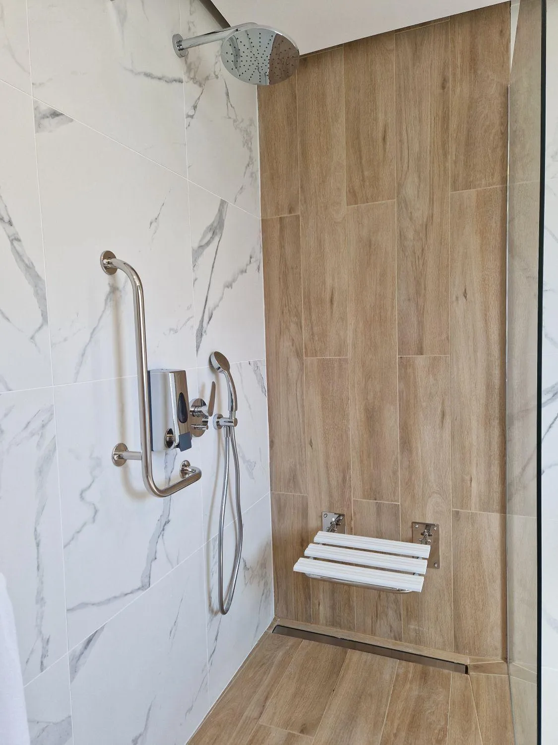 Facility for disabled guests in Citi Hotel's Warszawa-Falenty