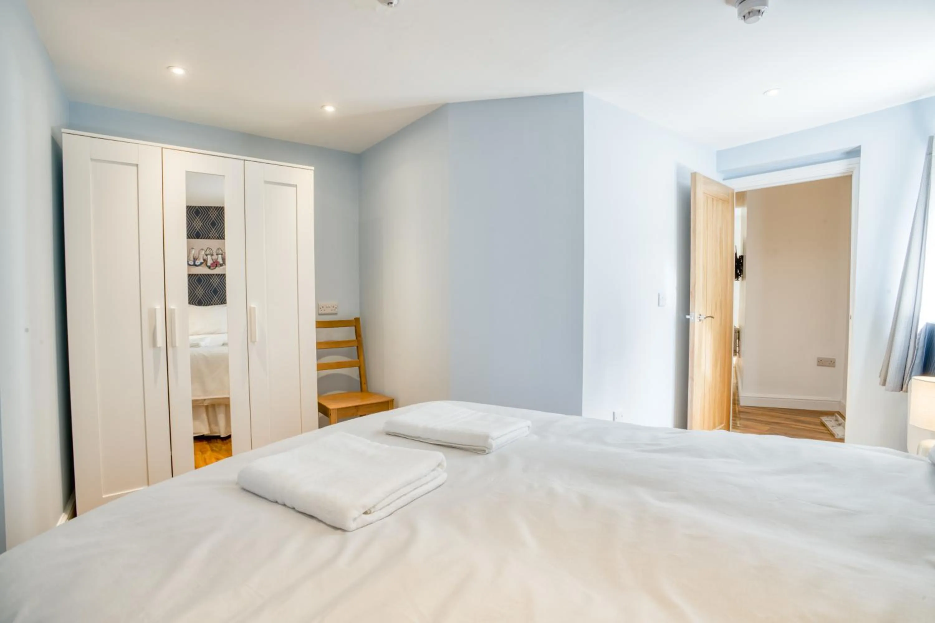 Bedroom, Bed in Suite 2- 2 Bed Apartment