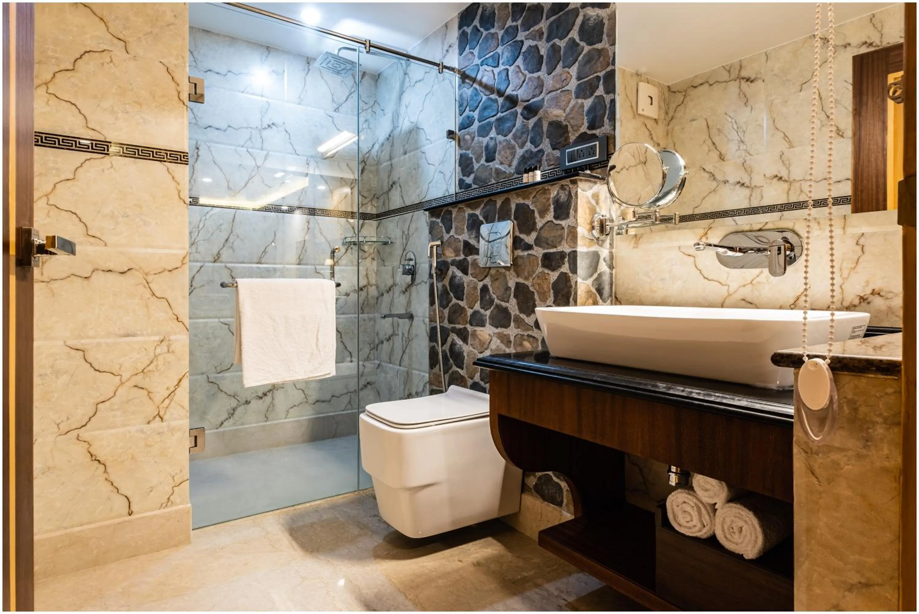 Shower in The Gawaling ladakh