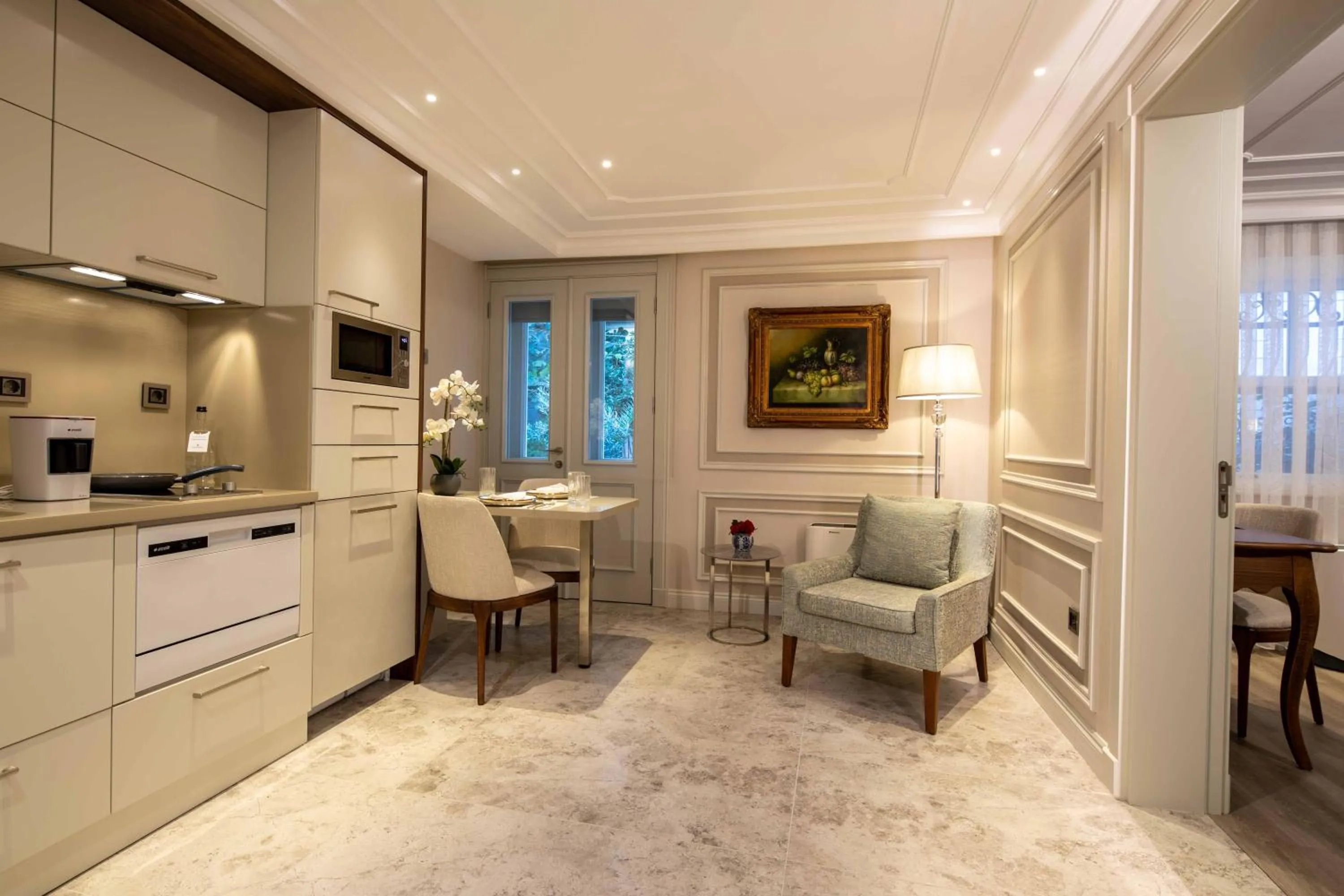 kitchen in Amiral Palace Hotel Boutique Class