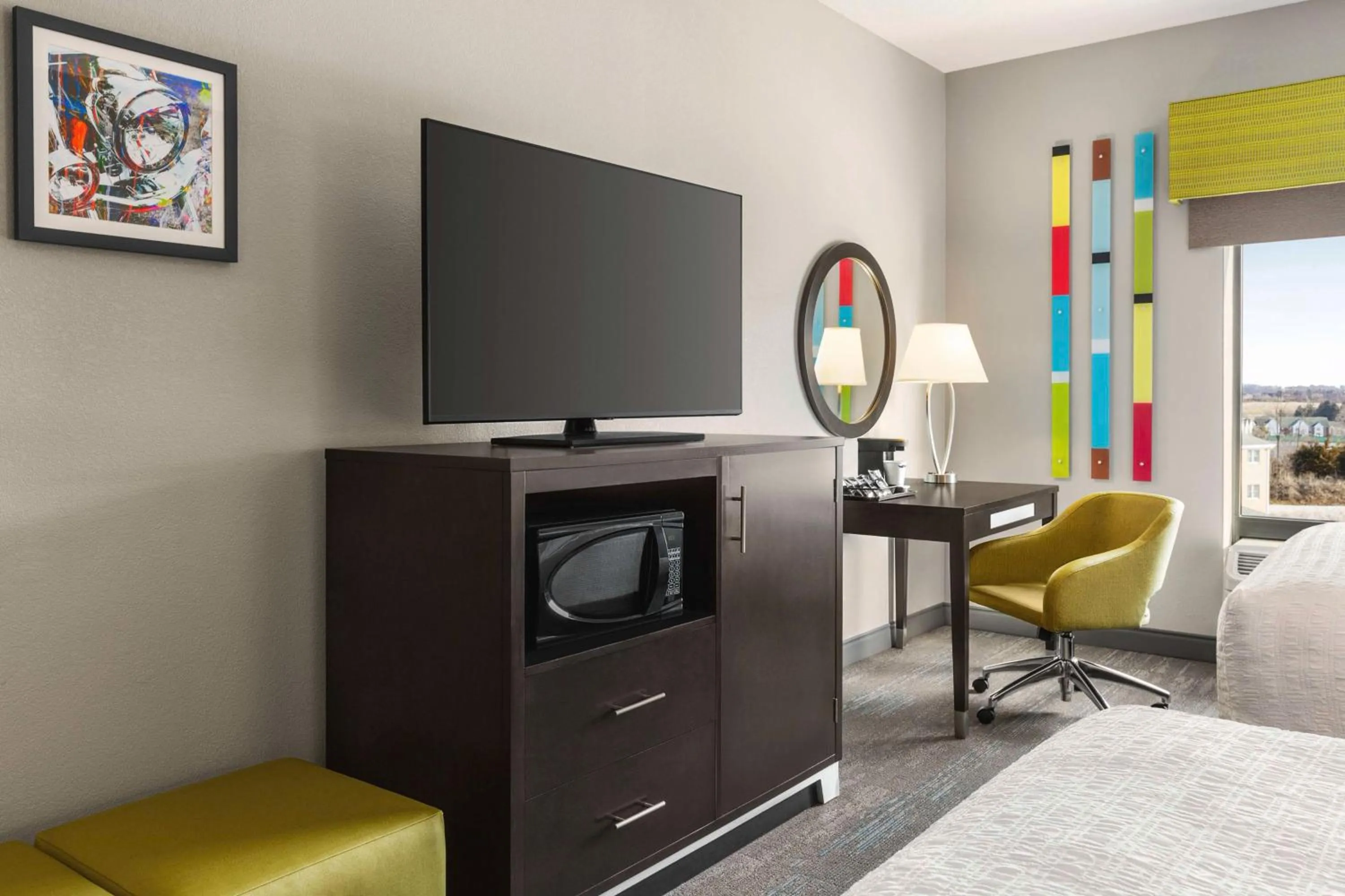 Bedroom in Hampton Inn & Suites York South