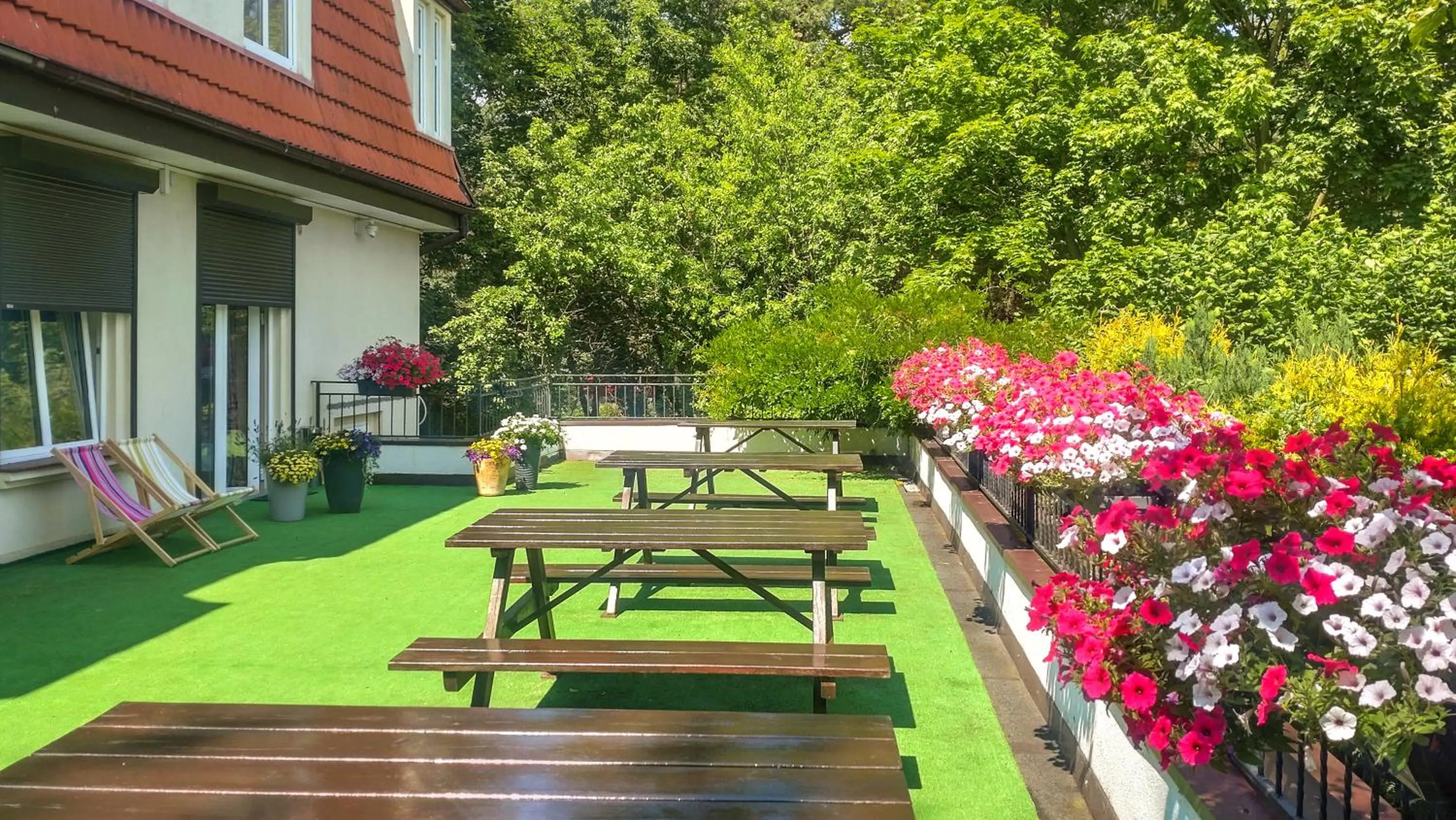 Property building in Villa Jedynak