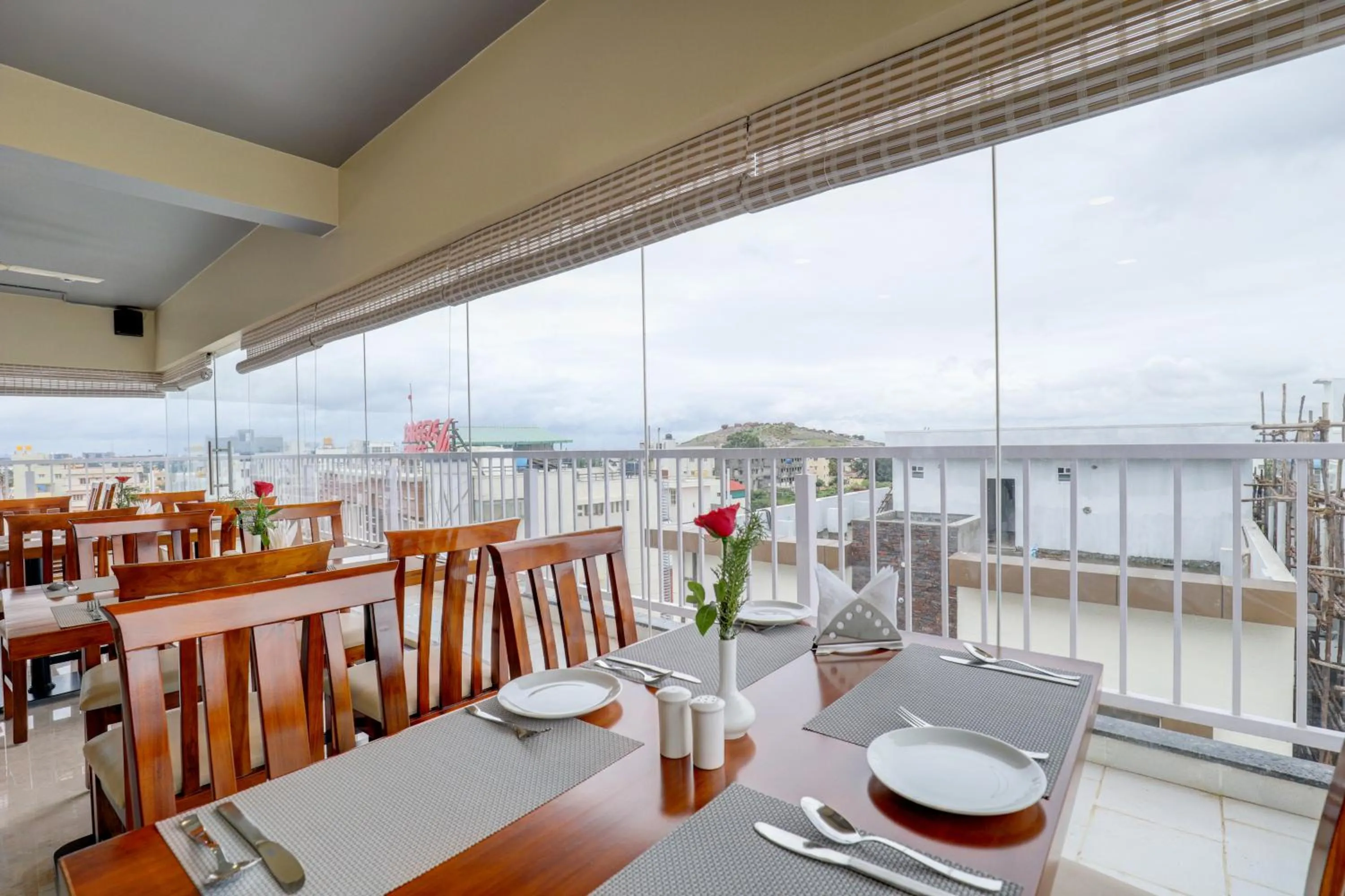 Restaurant/places to eat in Tattwa Grand