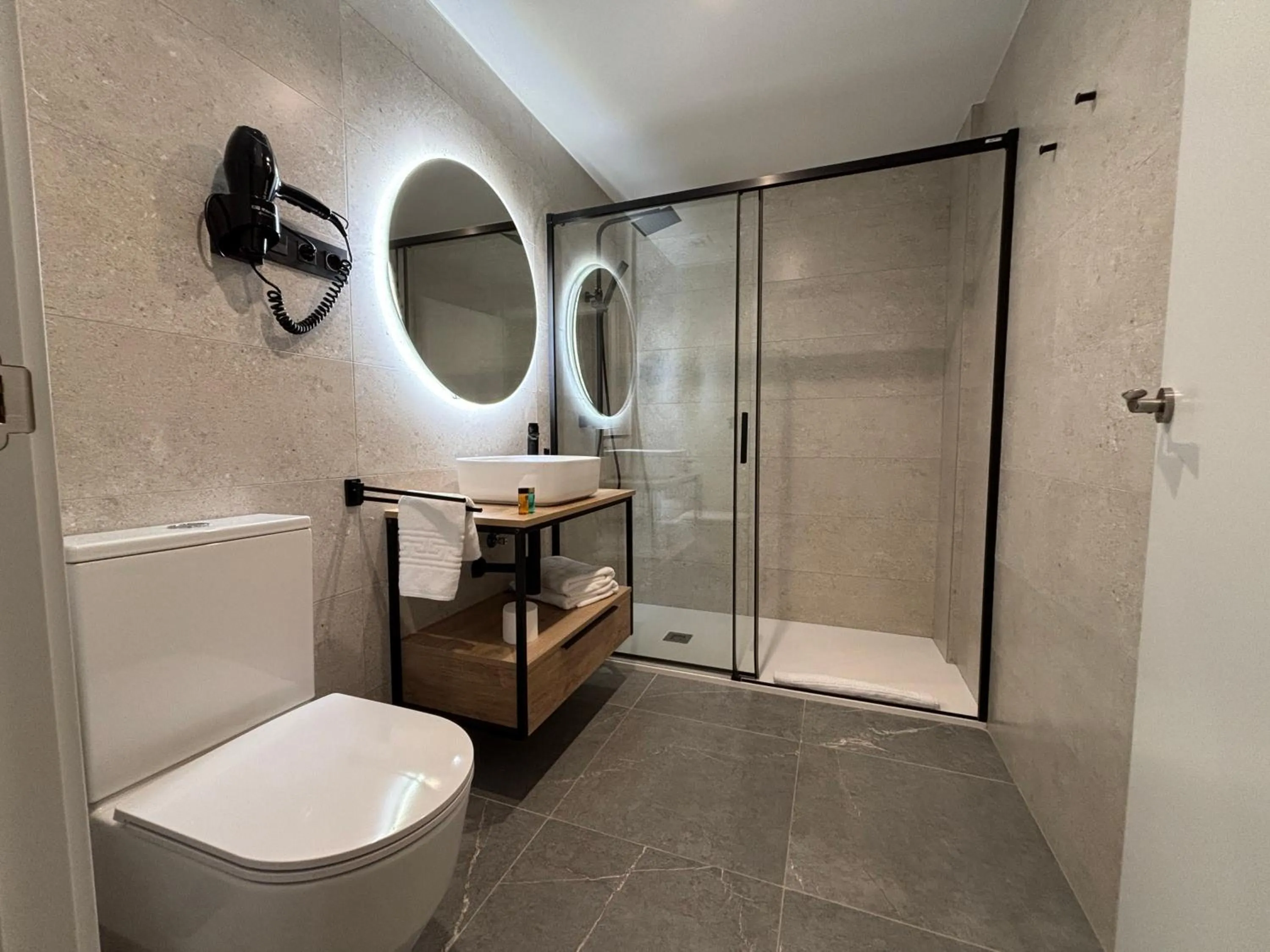 Neighbourhood in Arenal Suites Bilbao