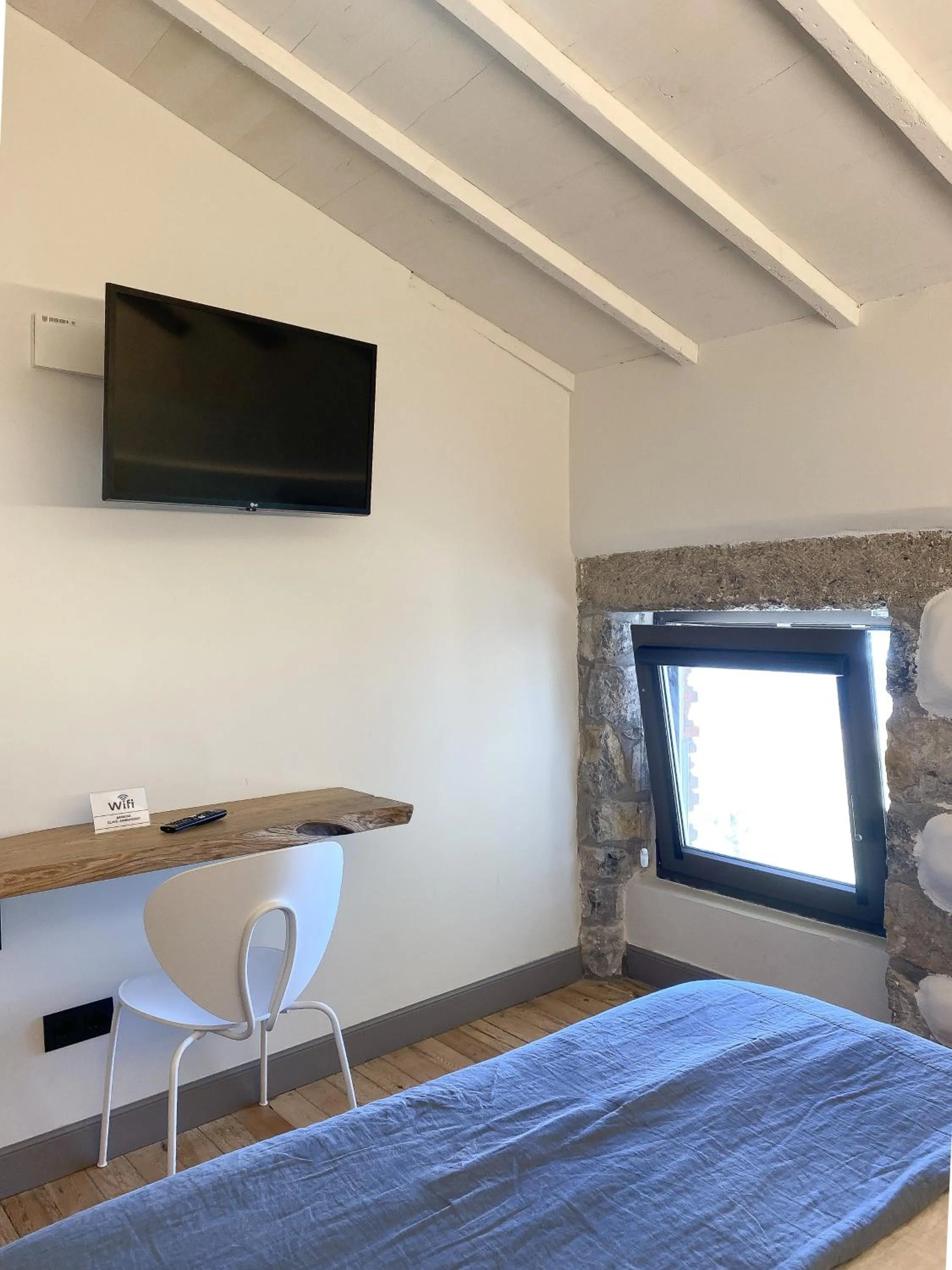 Bed in Hotel Arimune