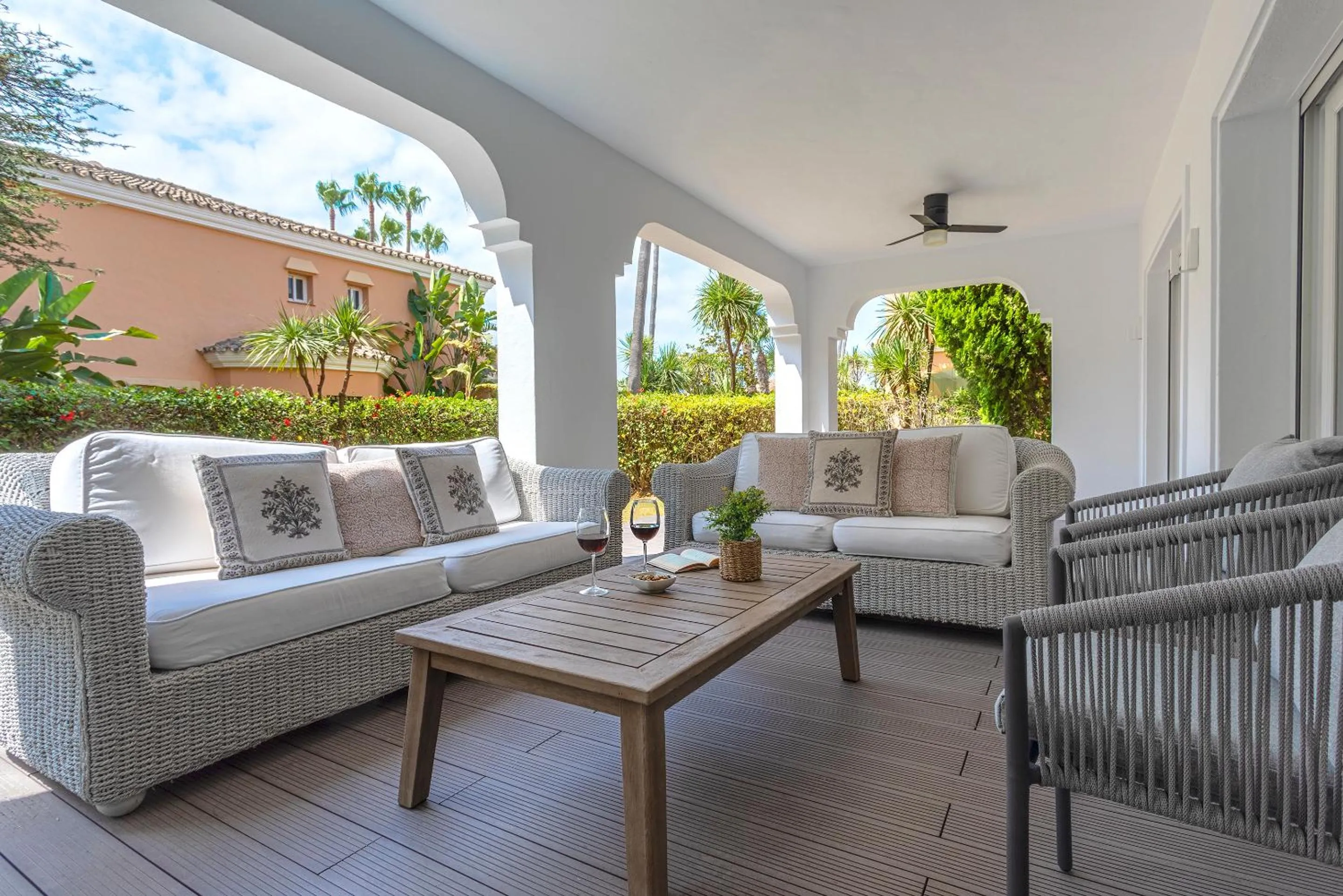Genteel Home Venalmar Terrace