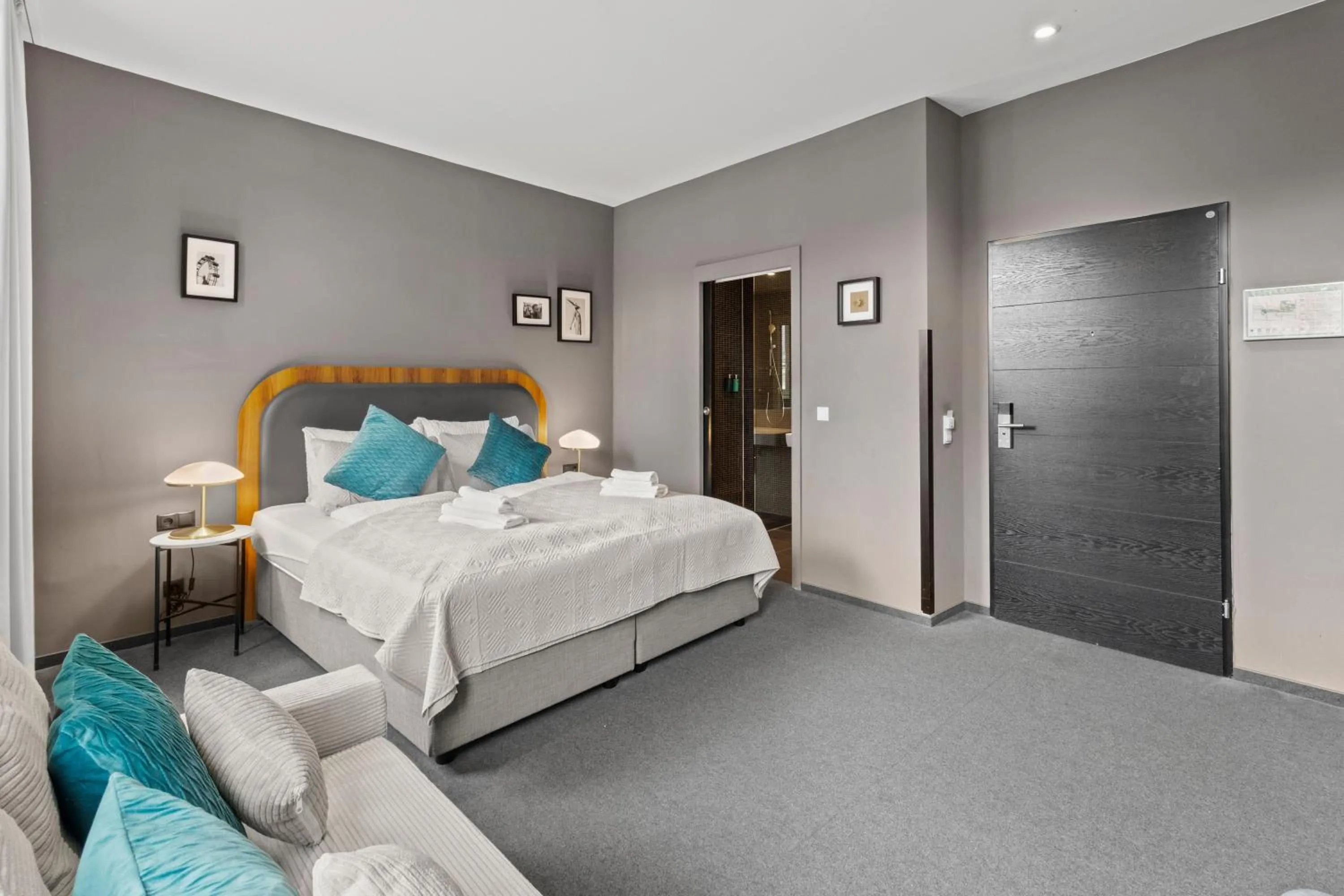 Bed in Hotel George Vienna