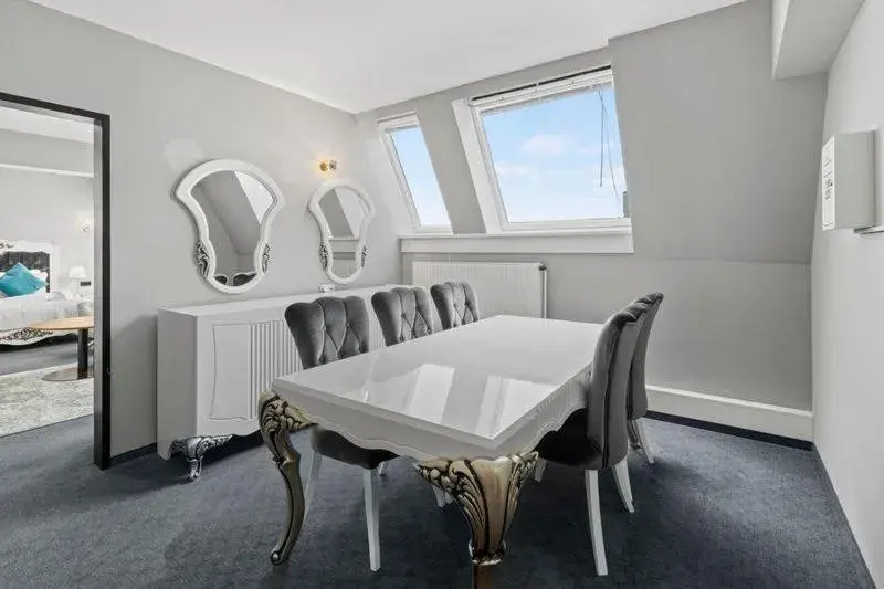 Junior Suite in Hotel George Vienna Junior Suite in Hotel George Vienna