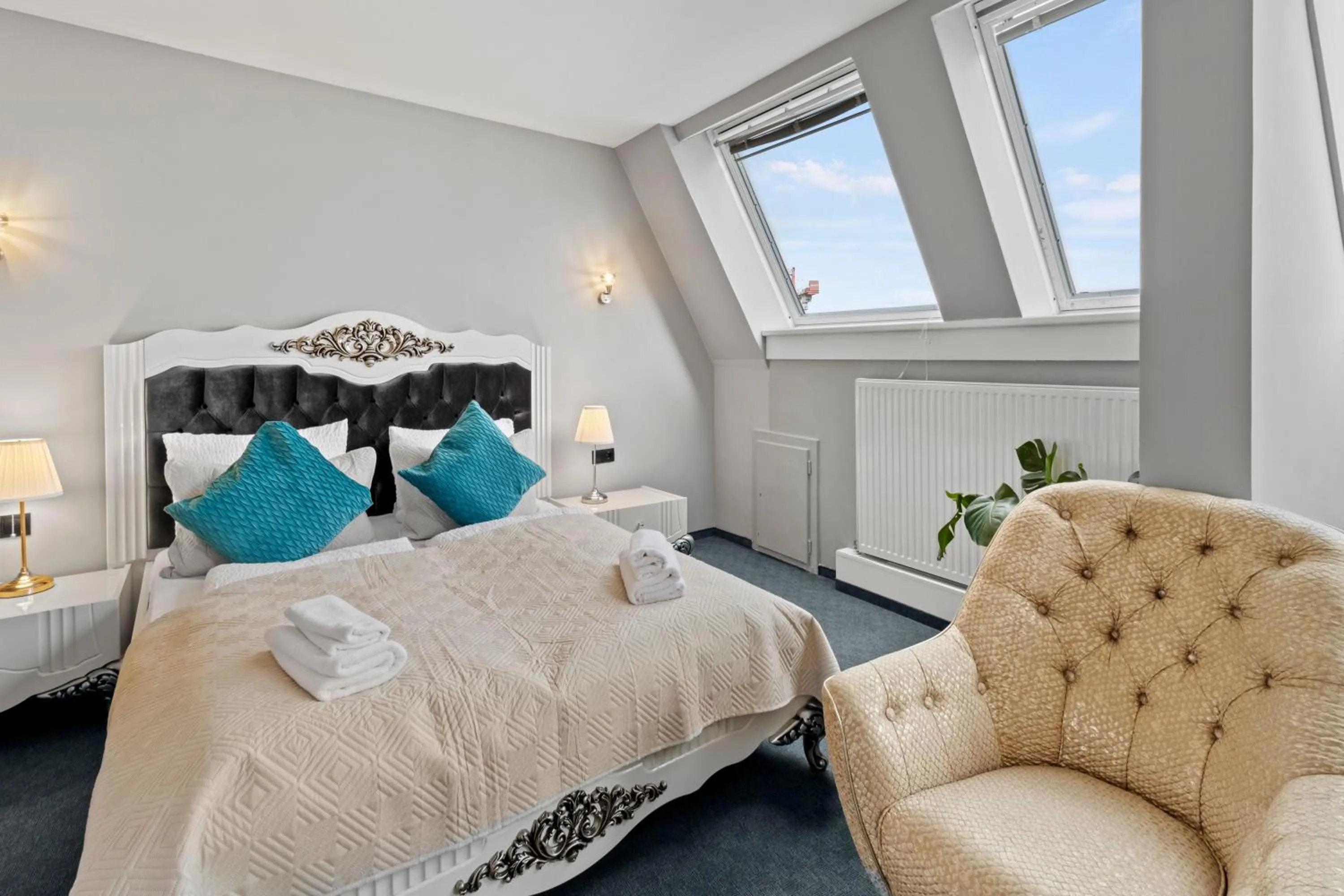 Bed in Hotel George Vienna