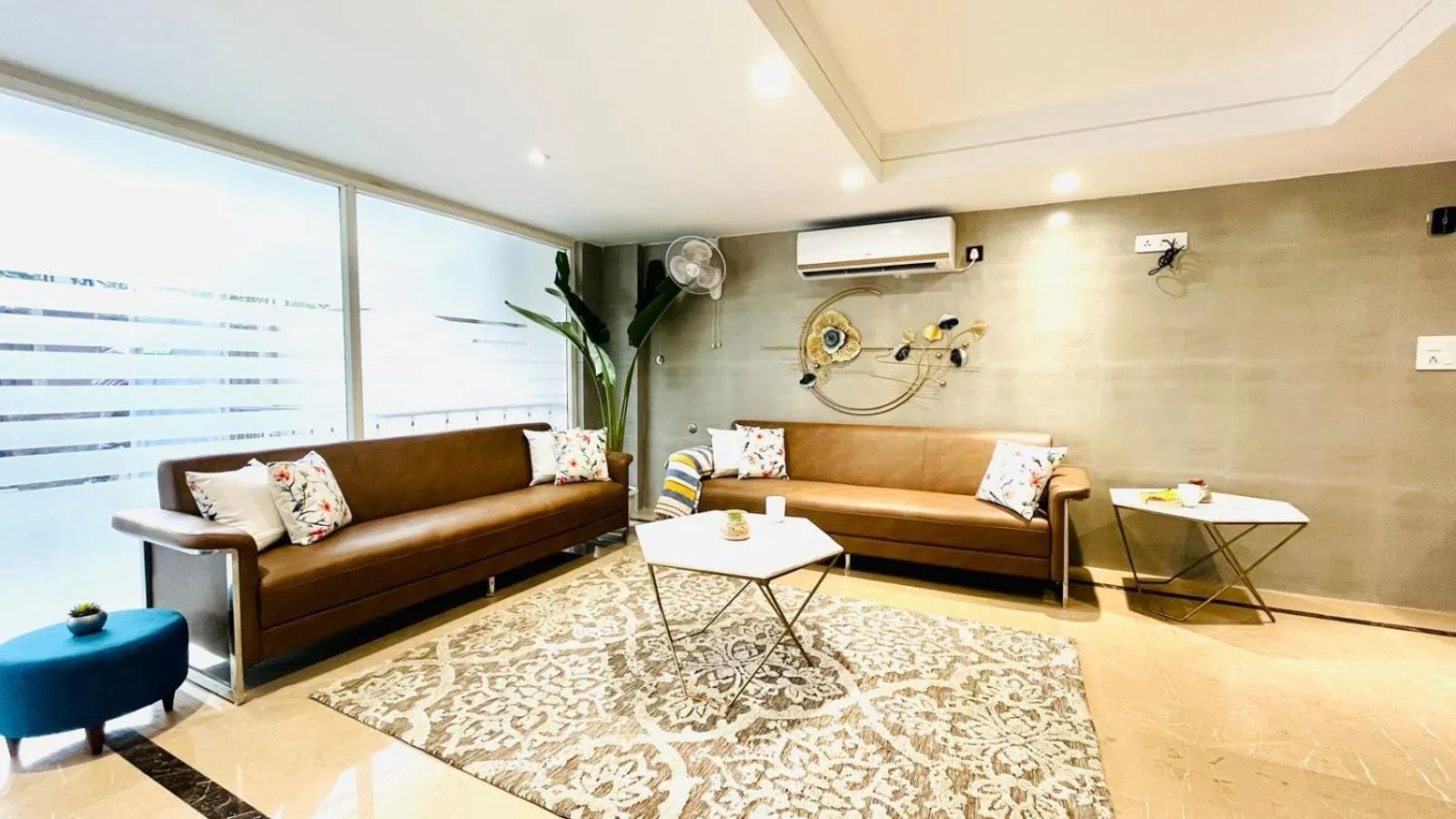 Facade/entrance in ZEN Studios - DLF CyberCity Gurgaon