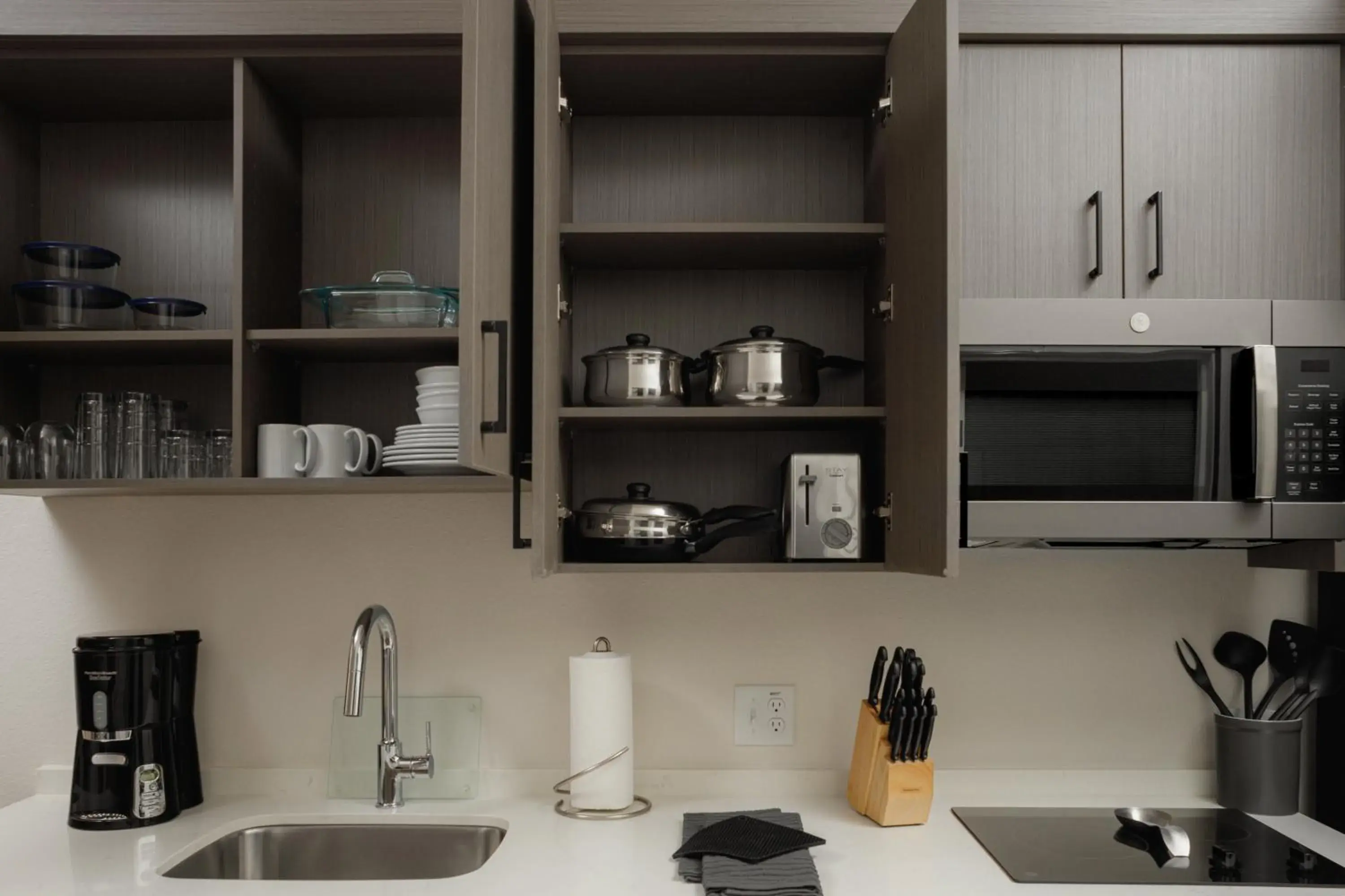 Studio Suite Balcony - King Bed in WaterWalk Extended Stay by Wyndham Phoenix N Happy Valley Studio Suite Balcony - King Bed in WaterWalk Extended Stay by Wyndham Phoenix N Happy Valley