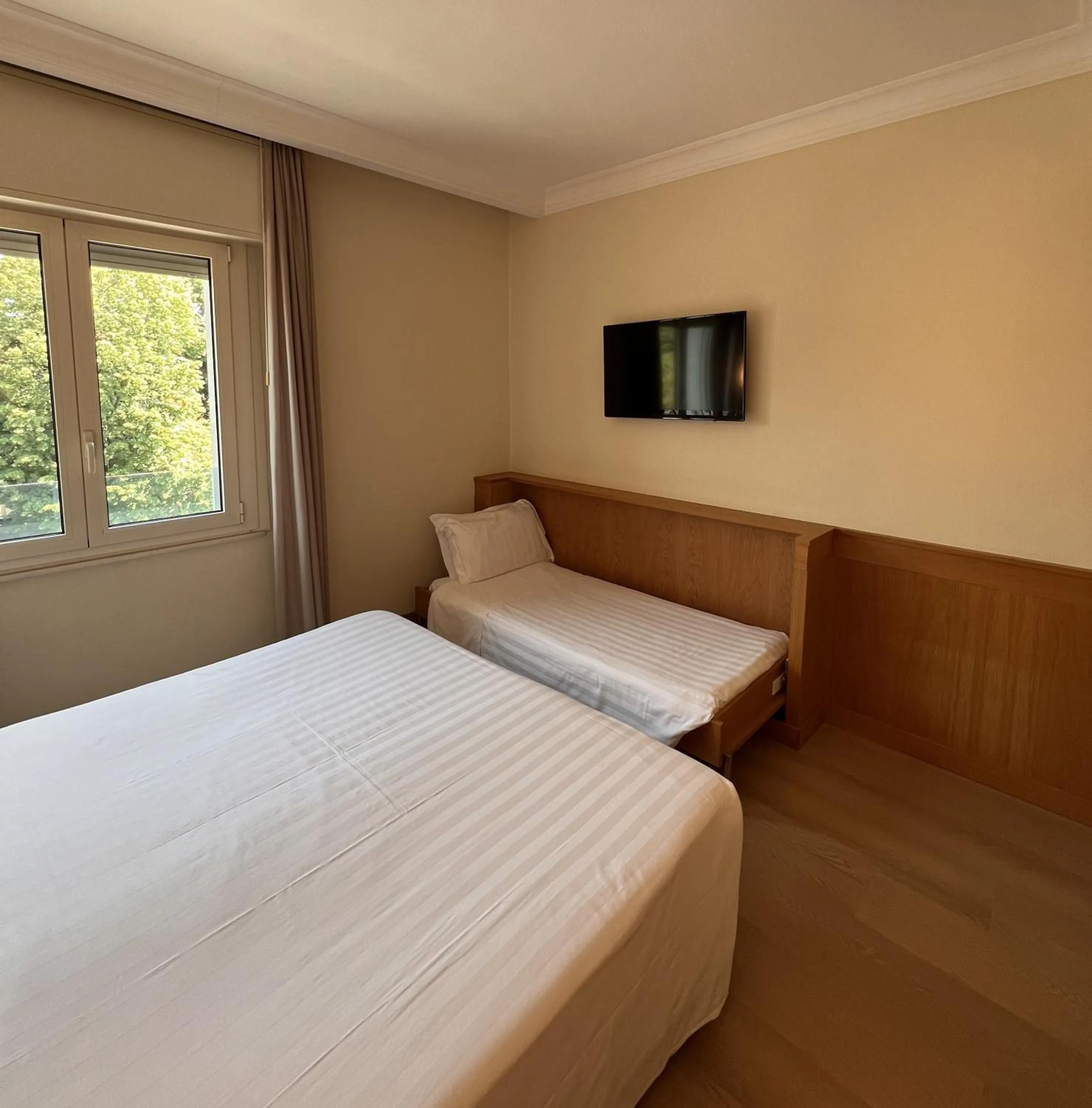 Bedroom, Bed in Hotel Daniel & Ristorante Cocchi