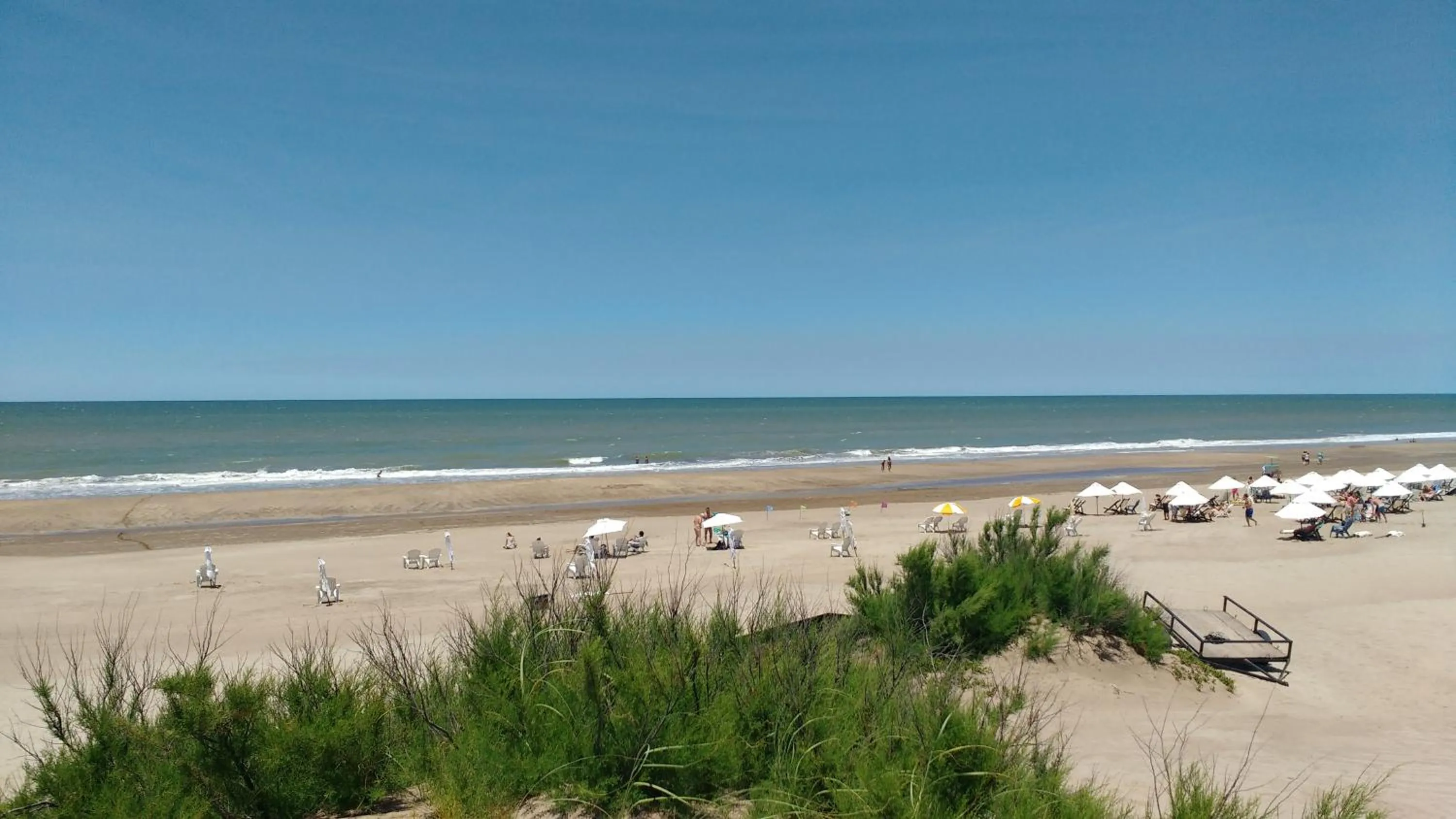 Beach in Jaina Resort & Spa