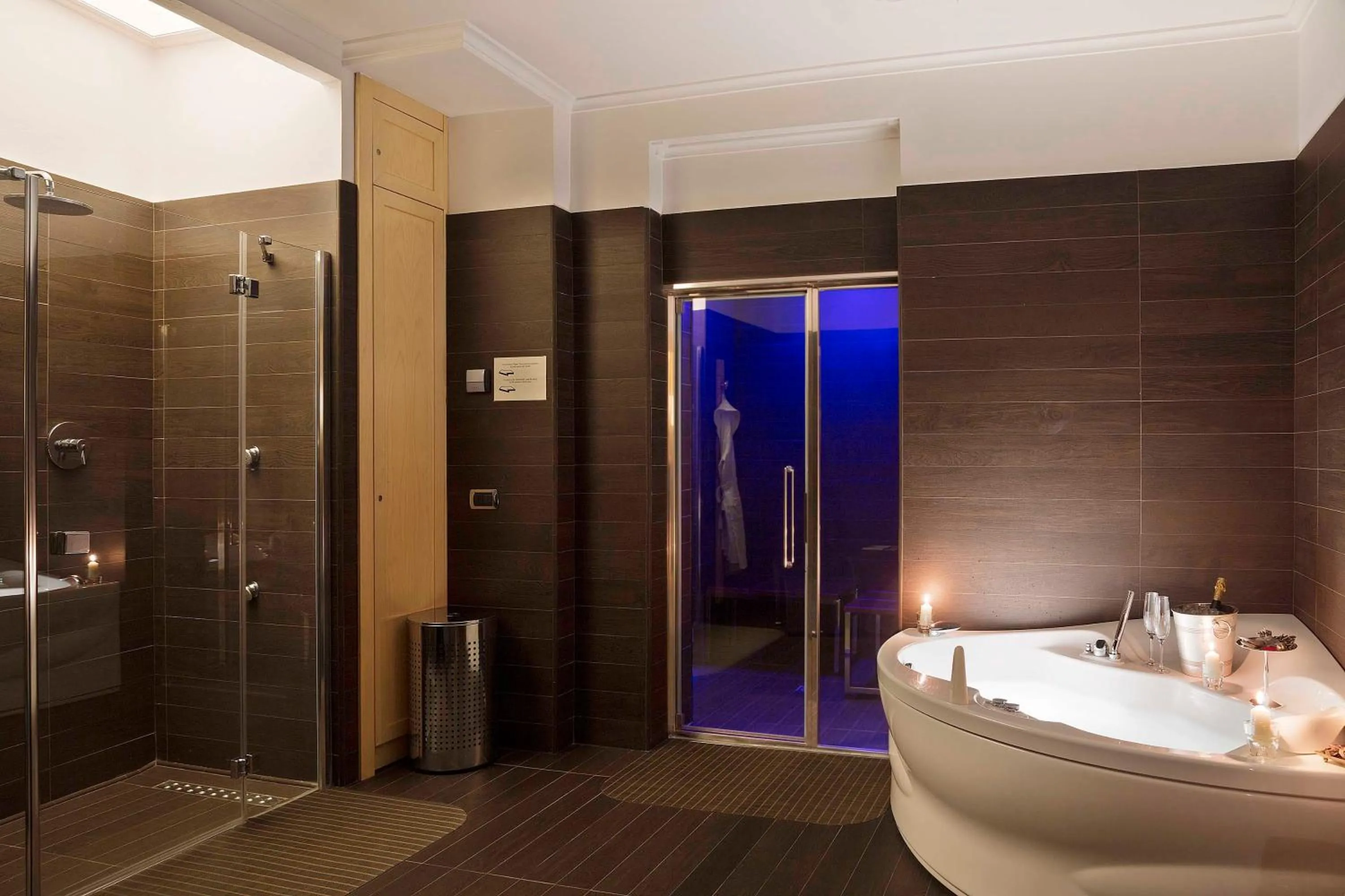 Steam room in Hotel Manzoni