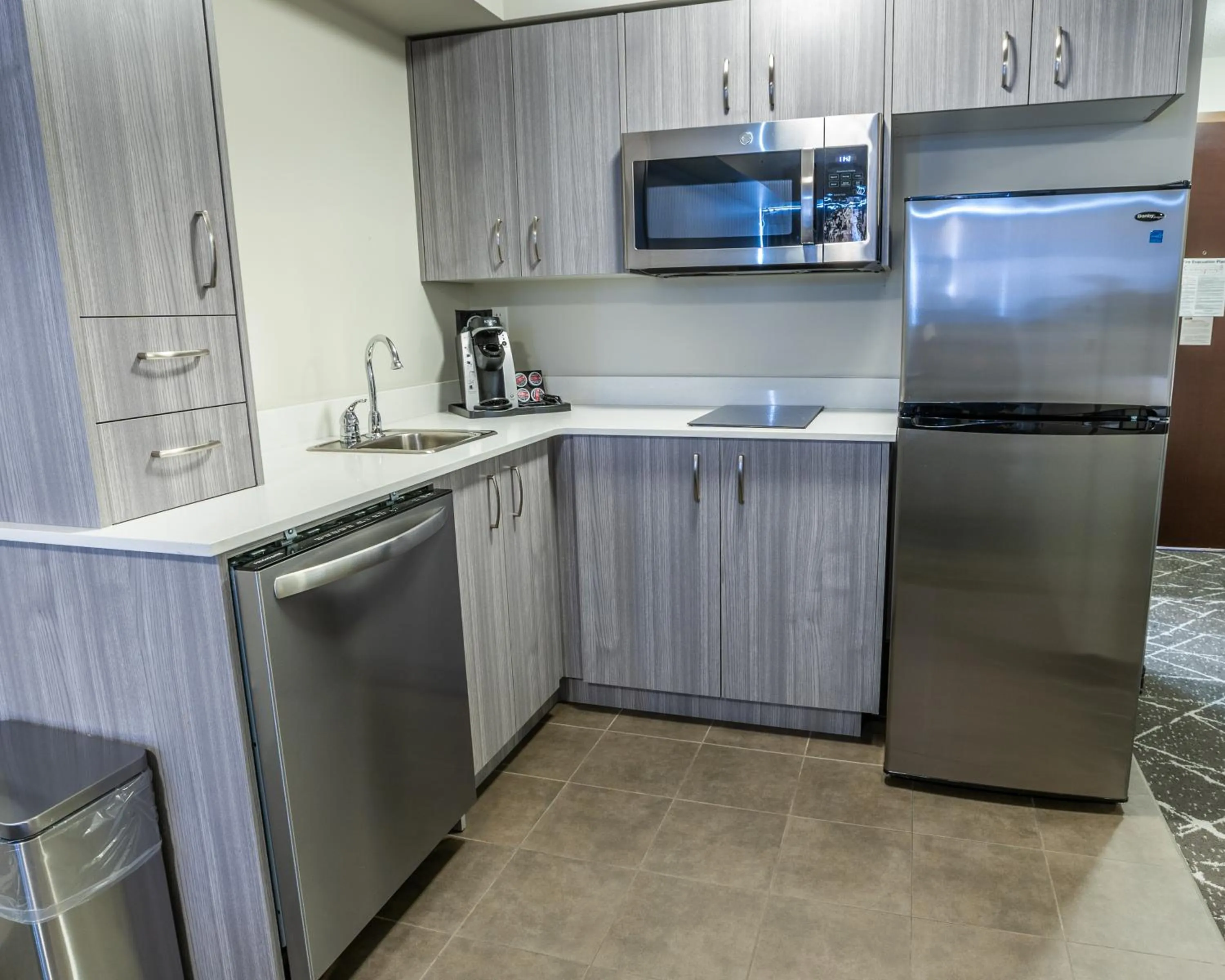 Kitchen or kitchenette in Microtel Inn & Suites by Wyndham Lloydminster