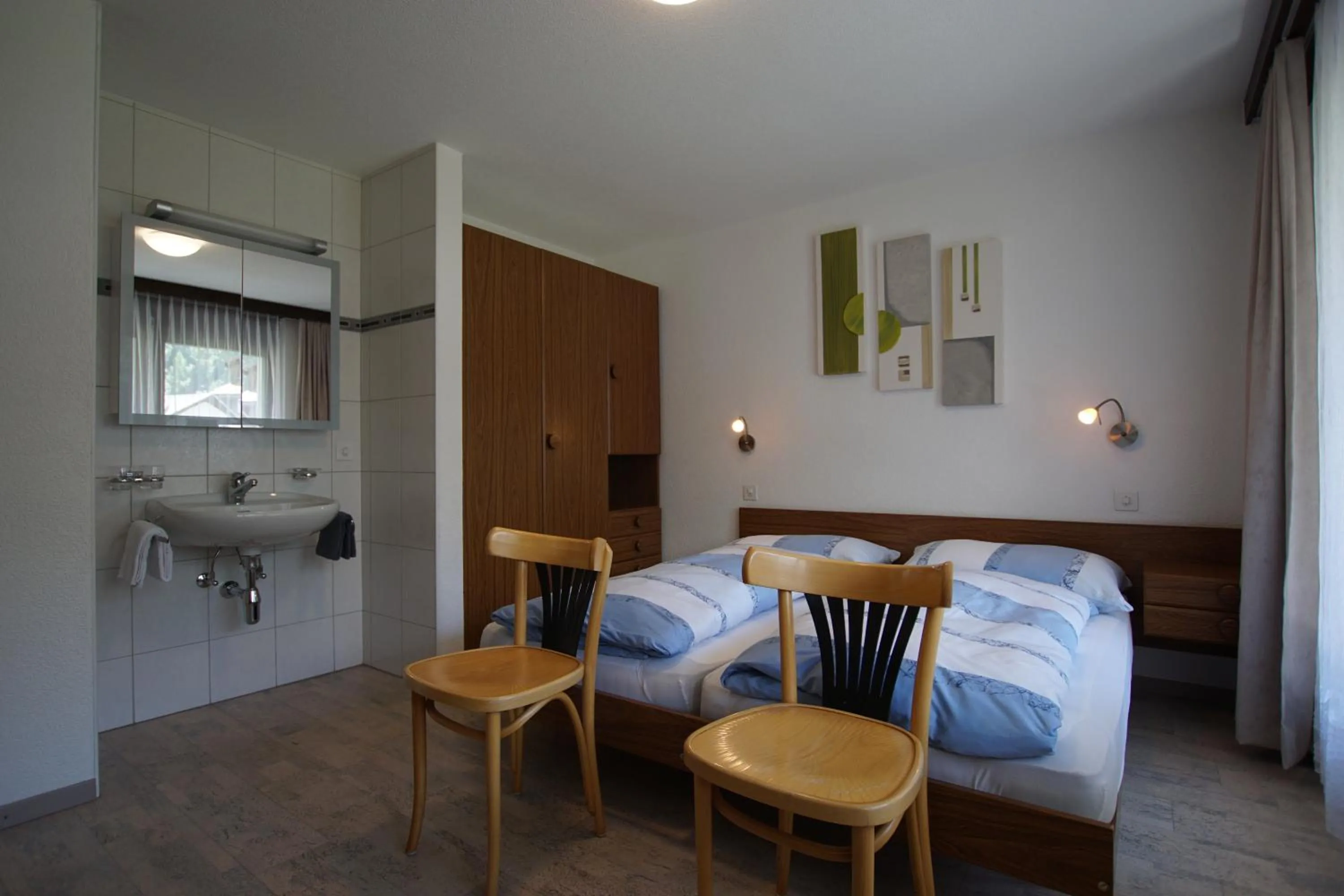 One-Bedroom Apartment (4-5 Adults) in Haus Amor