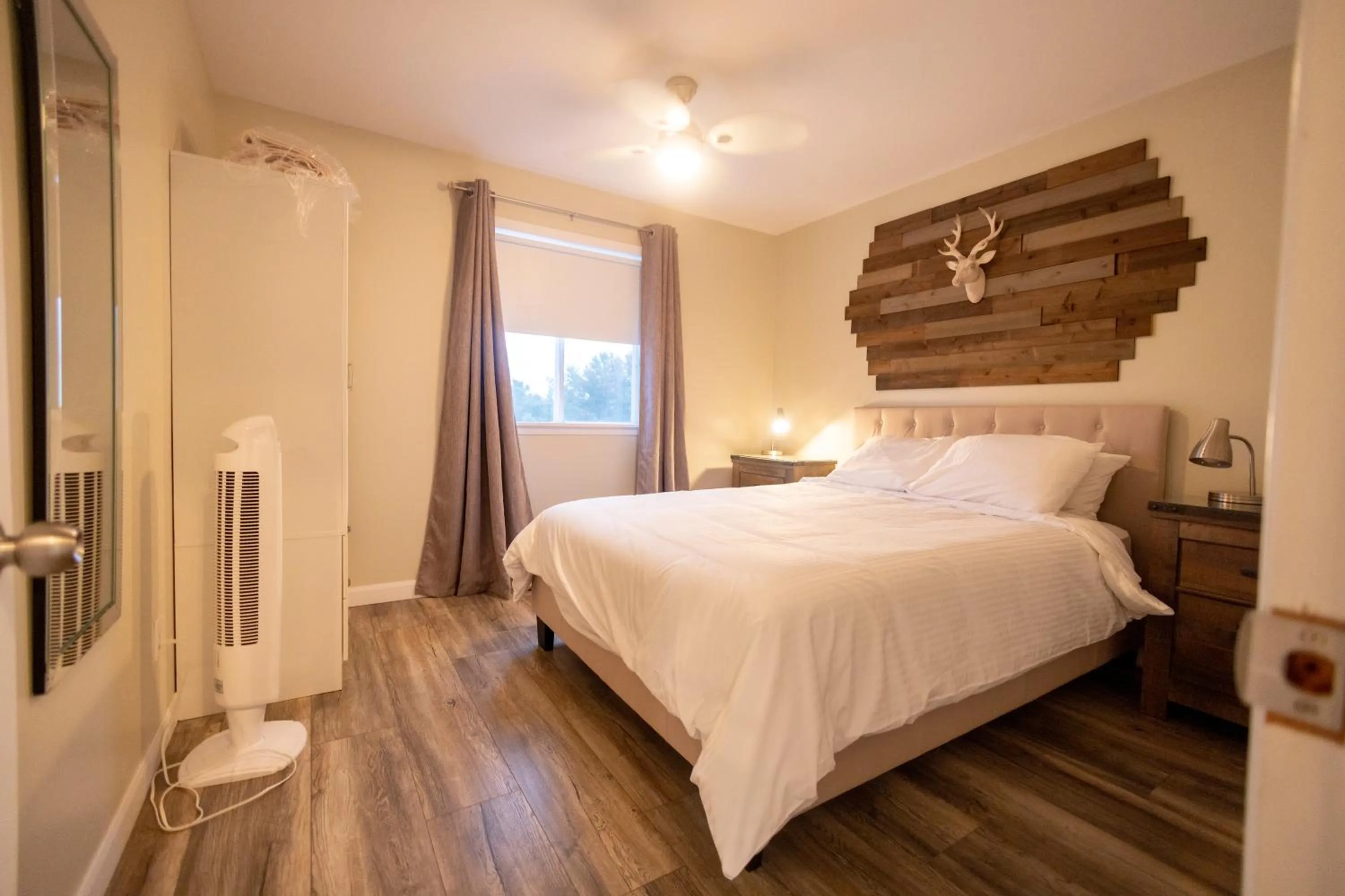 Bedroom, Bed in Le Contemporain