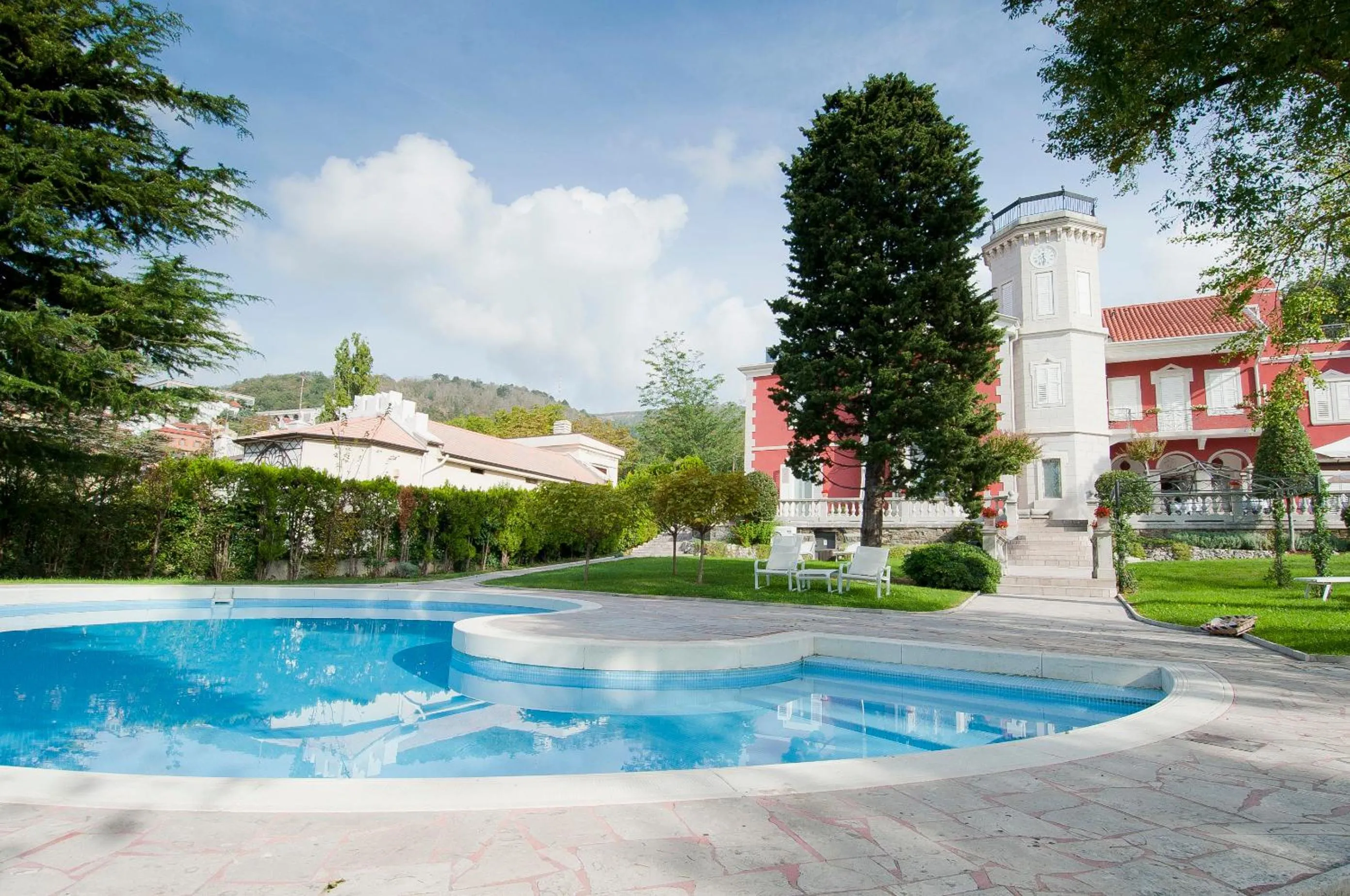 Swimming pool in Residence Villa Bottacin
