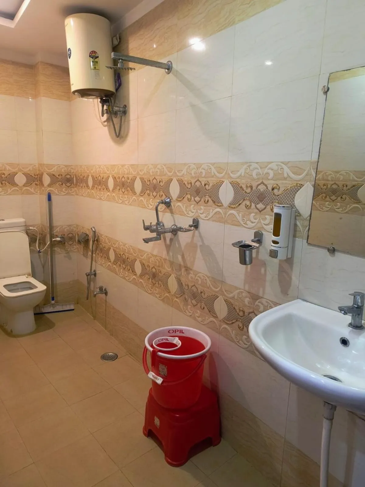 Bathroom in Namaste Benares Varanasi