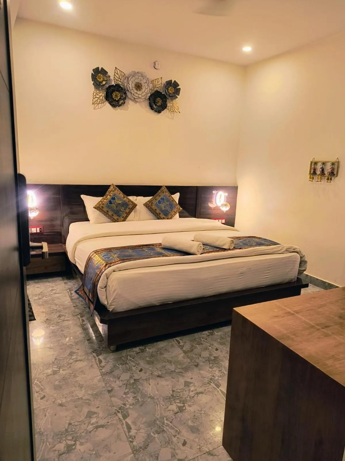 Bed in Namaste Benares Varanasi