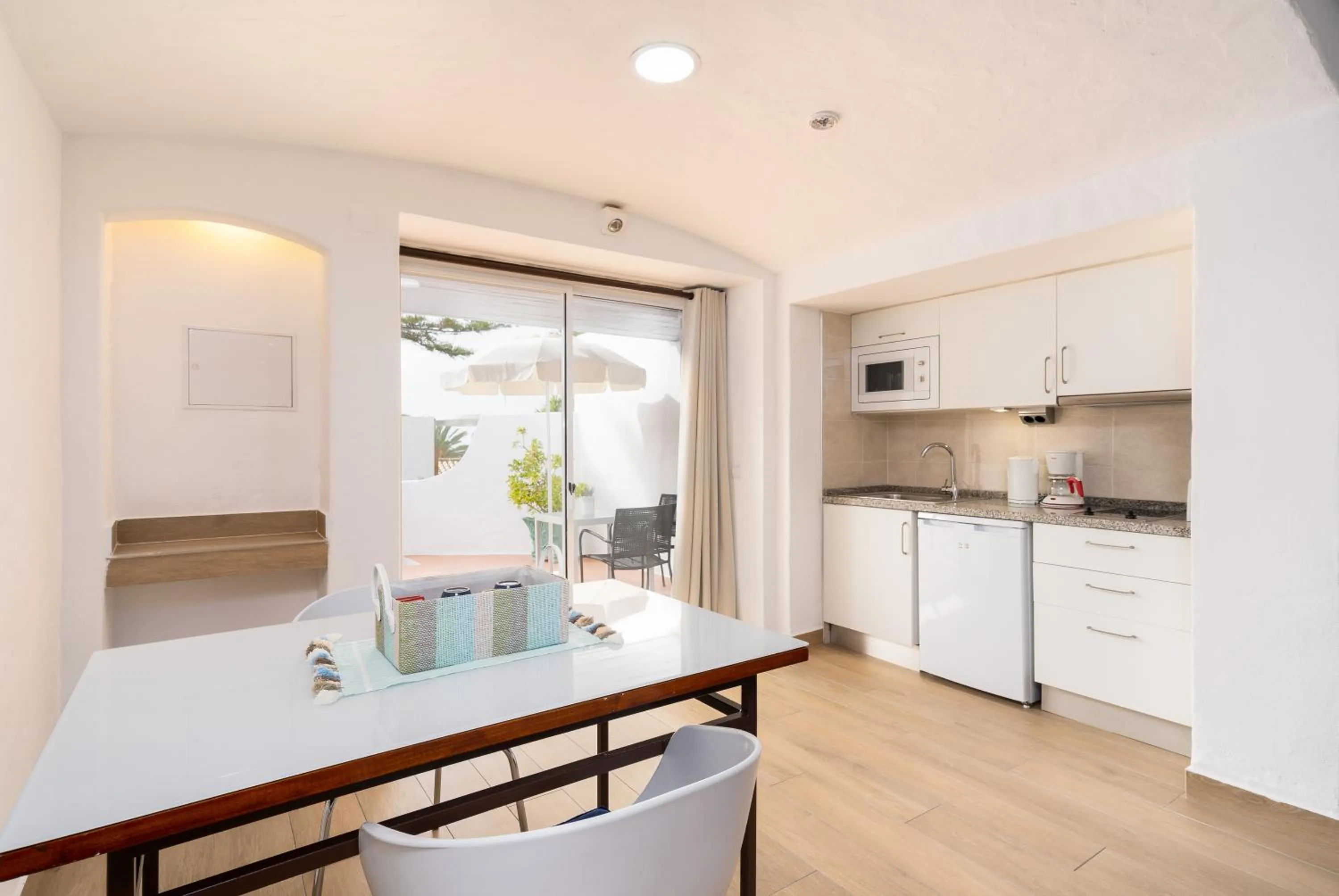 Kitchen or kitchenette in Apartamentos Borda D´Agua