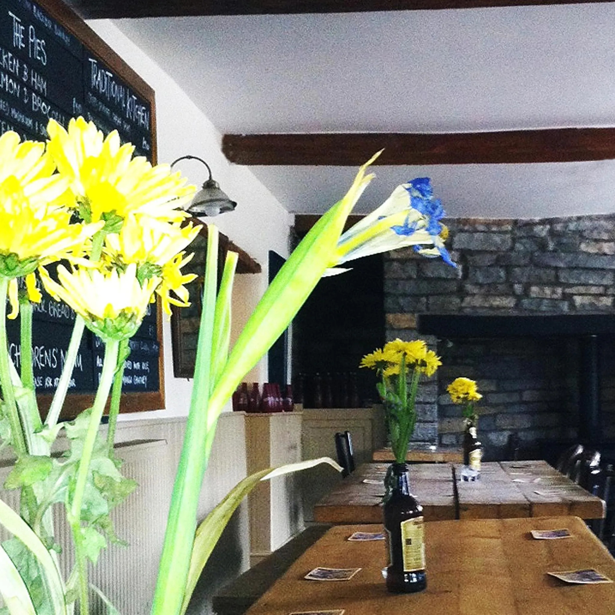 Restaurant/places to eat in Cross Keys Inn