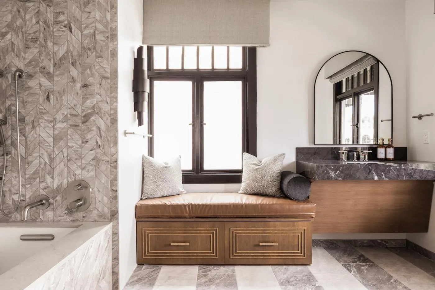 Bathroom, Bed in Orli La Jolla