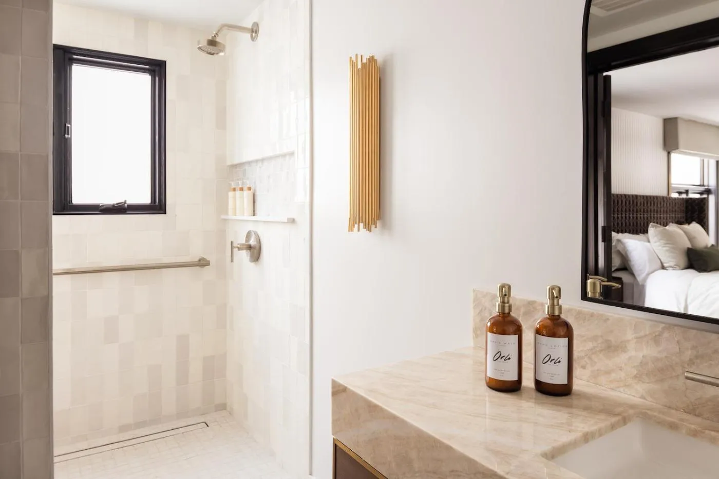 Bathroom, Bed in Orli La Jolla