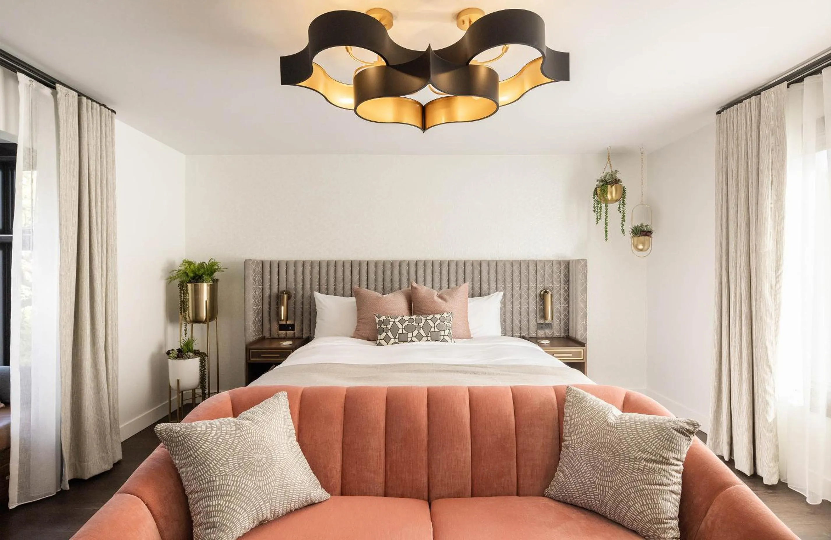 Bed in Orli La Jolla