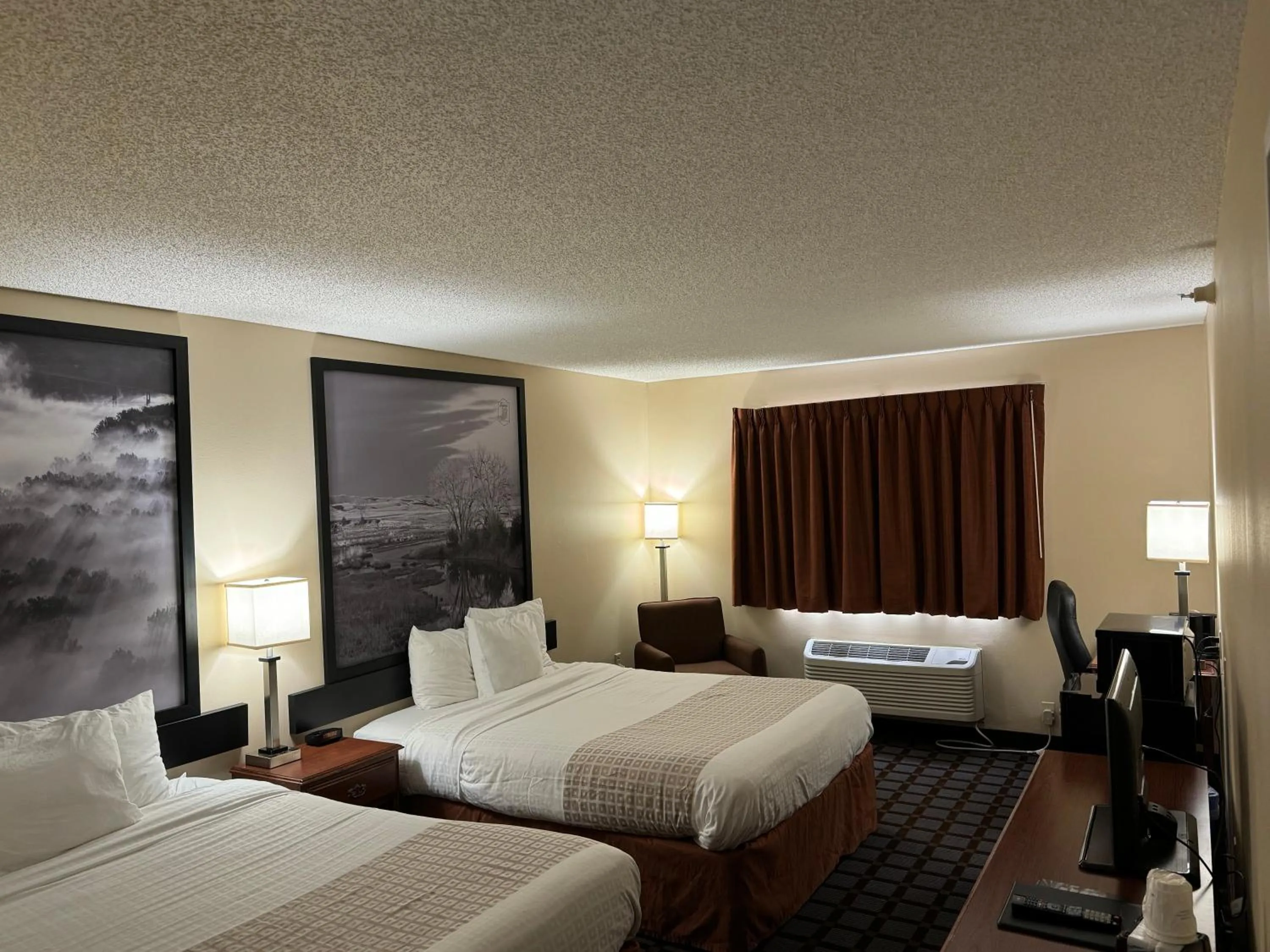 Bed in Super 8 by Wyndham Mason City