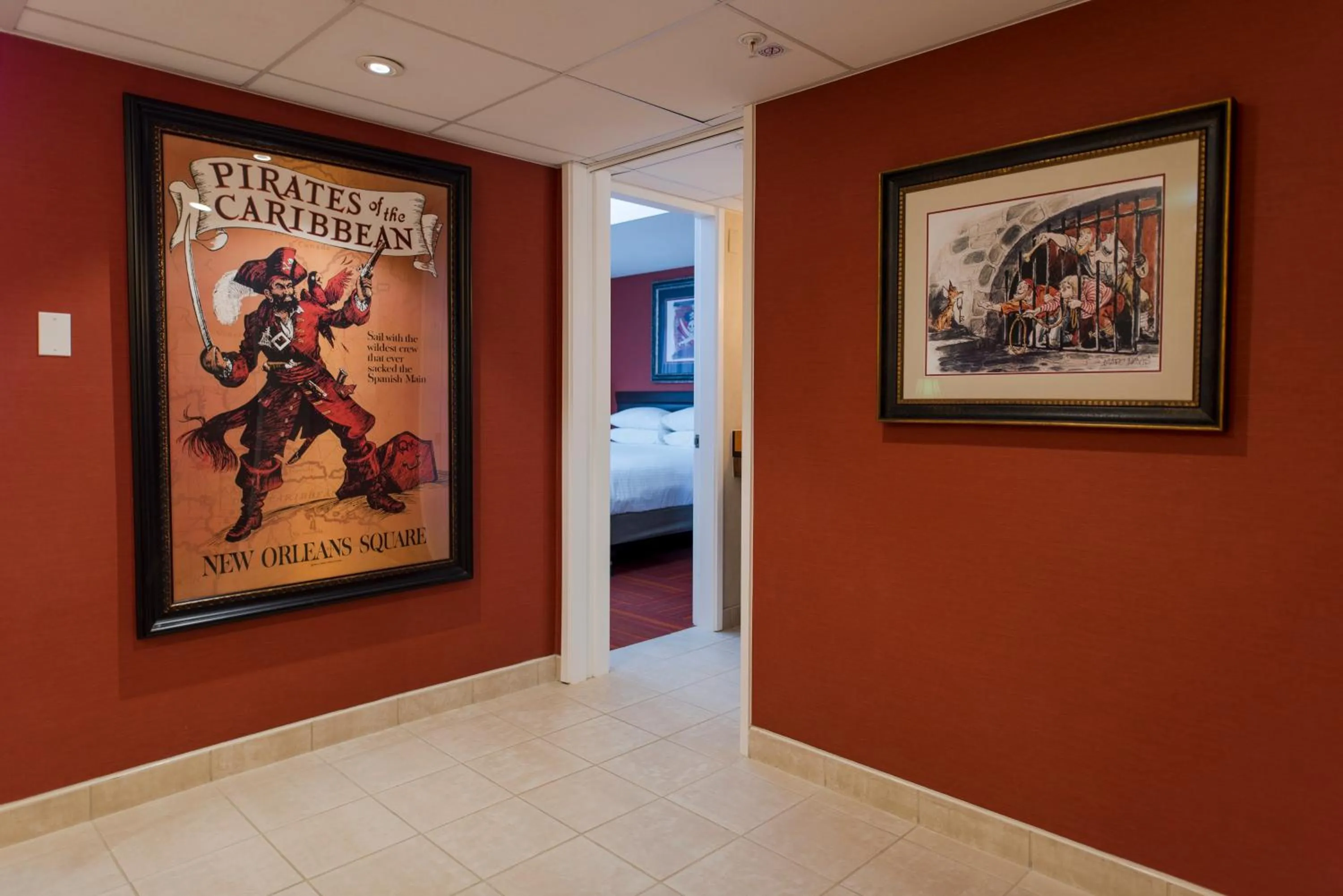 Decorative detail in Howard Johnson by Wyndham Anaheim Hotel & Water Playground