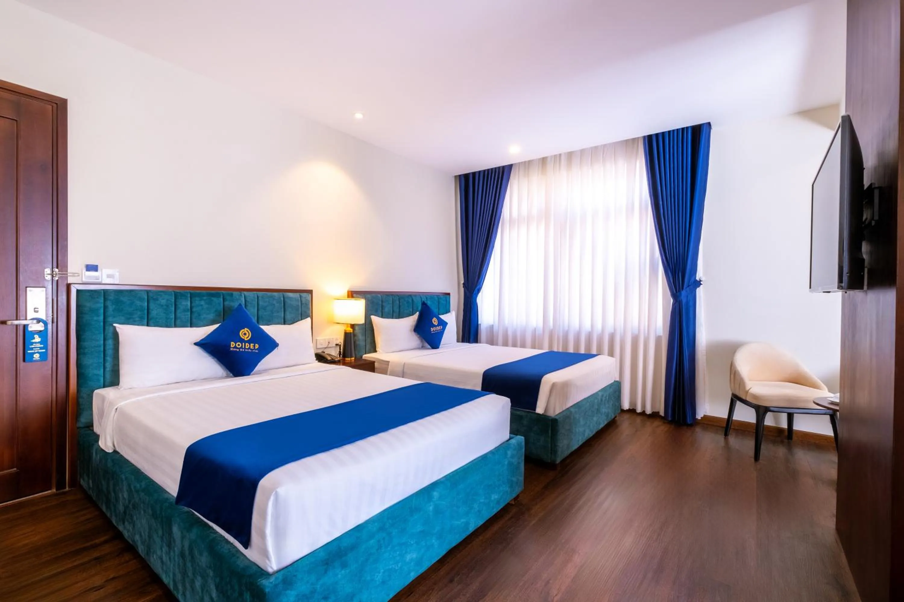 Photo of the whole room, Bed in Sandals Camellia Hotel