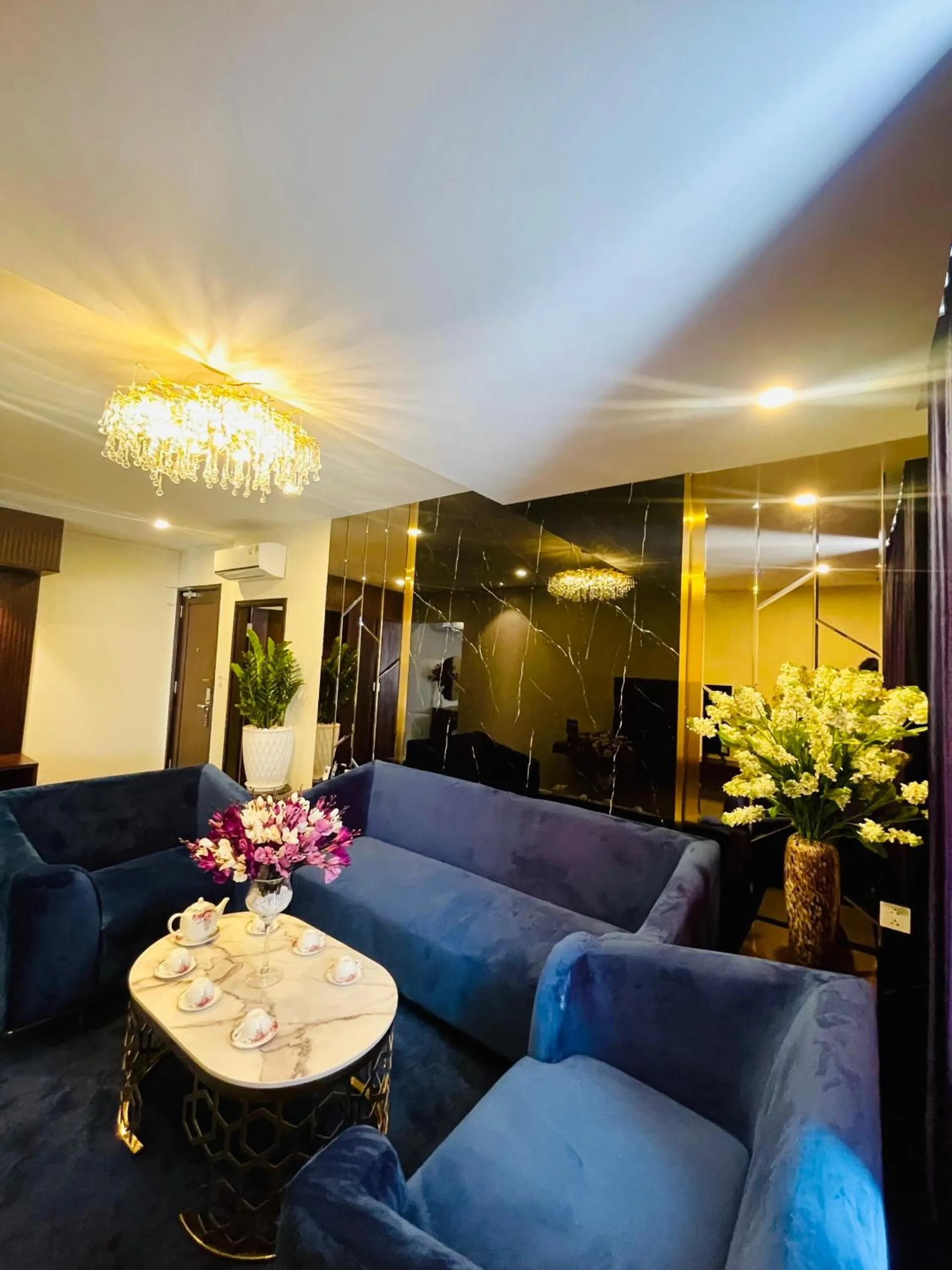 Seating area in Sandals Camellia Hotel