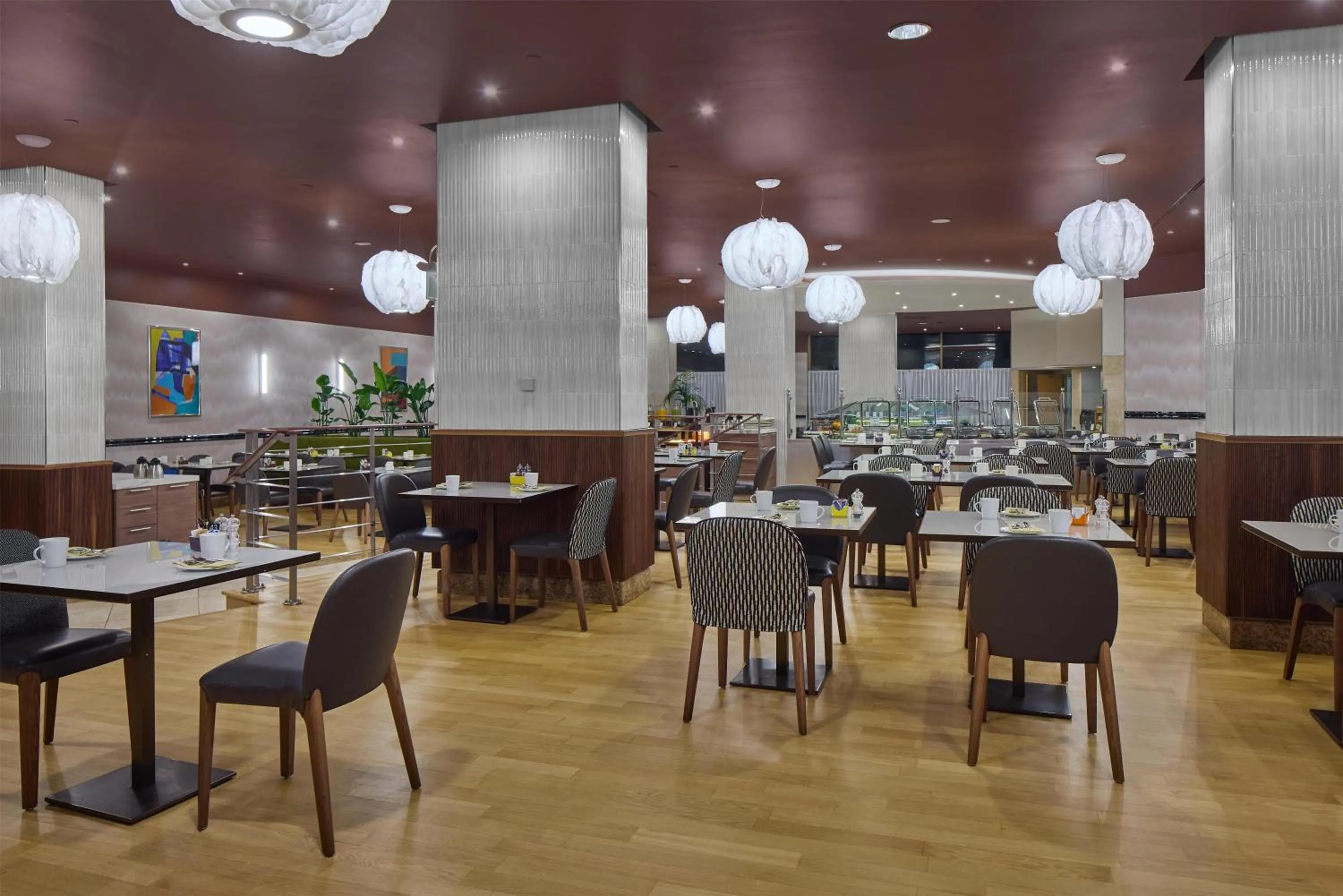 Restaurant/places to eat in Hilton Milan