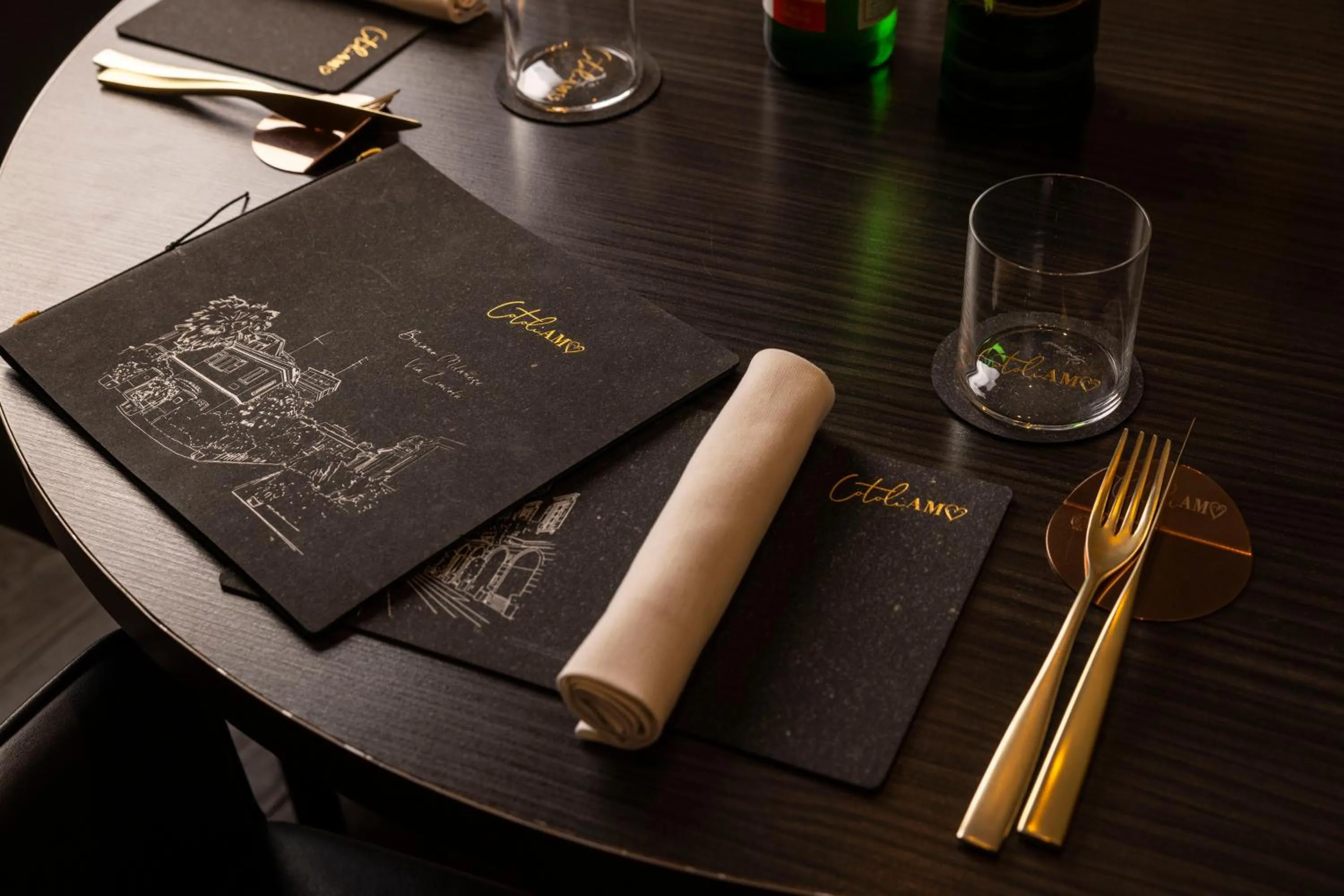 Restaurant/places to eat in Hilton Milan