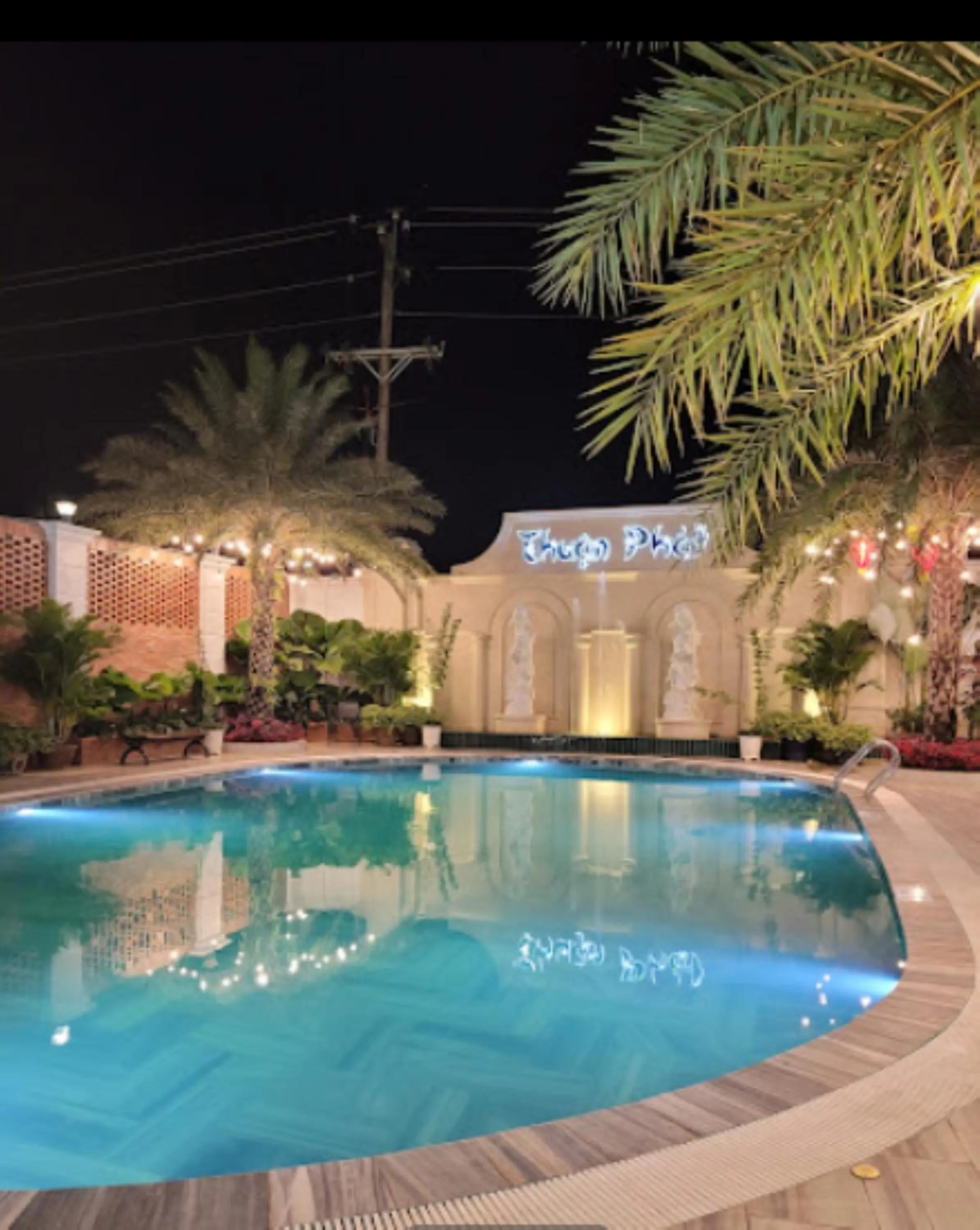 Pool view in Thuận Phát Hotel