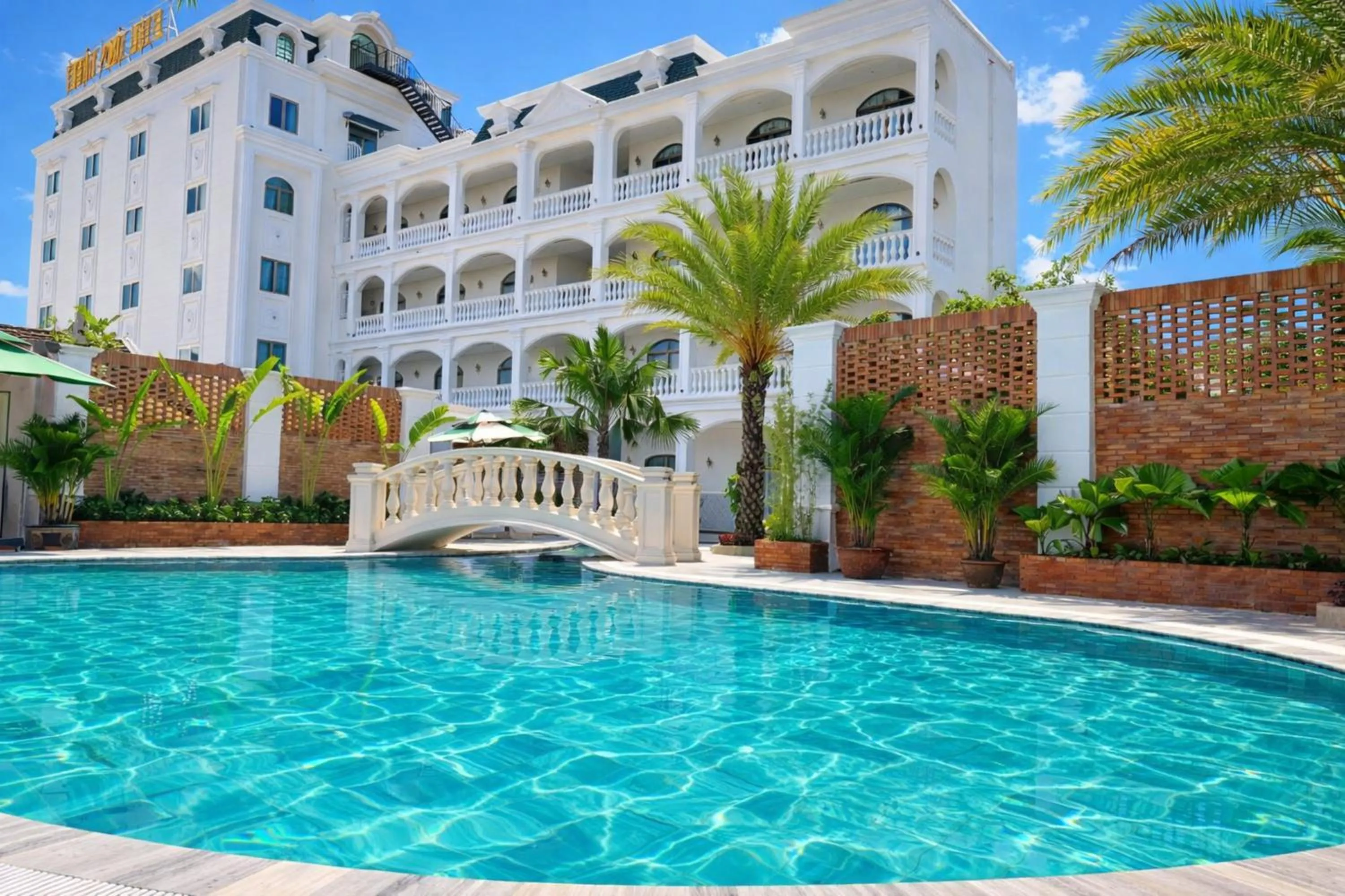 Swimming pool in Thuận Phát Hotel