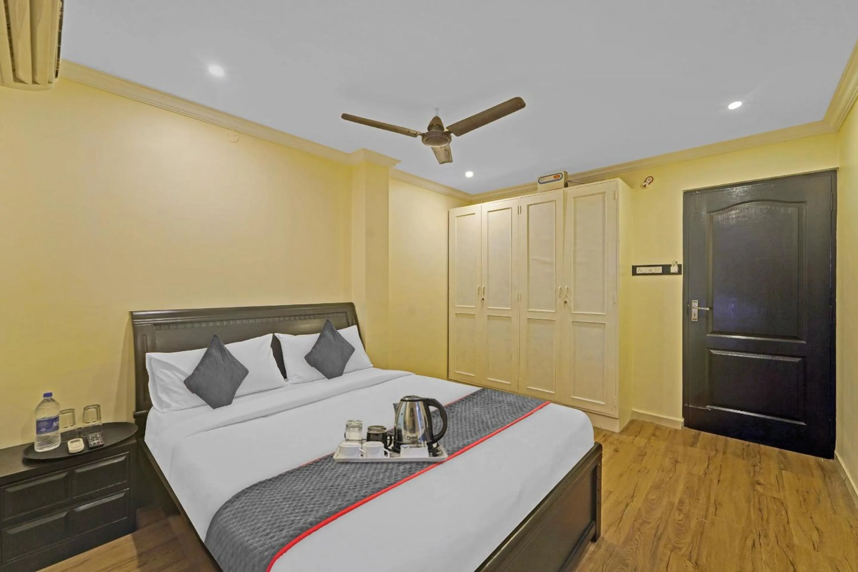 Bedroom, Bed in Townhouse Fantasea Hotels Near OMR