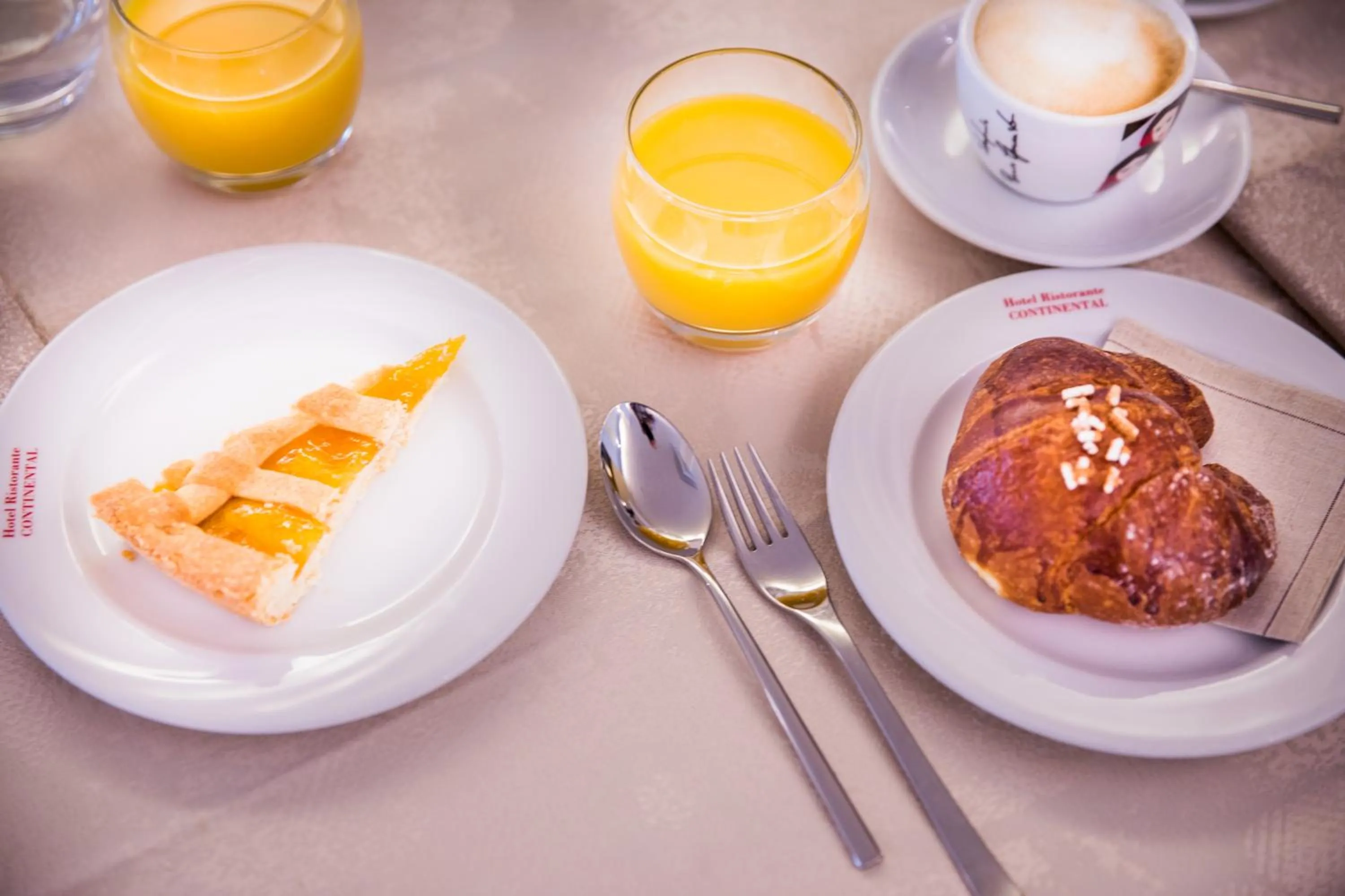 Breakfast in Hotel Ristorante Continental