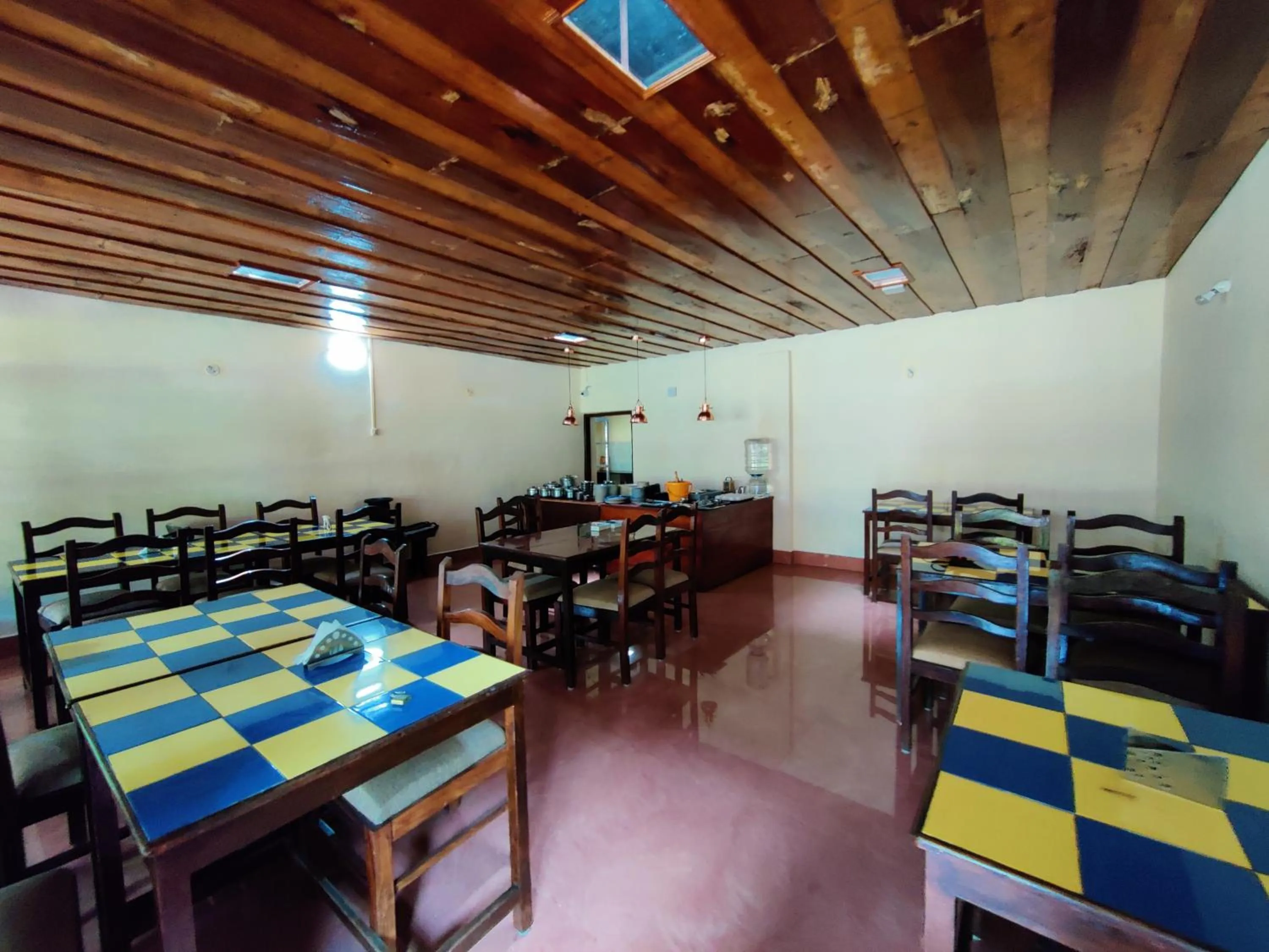 Dining area in Avadale Coorg - Stag Groups Not Allowed