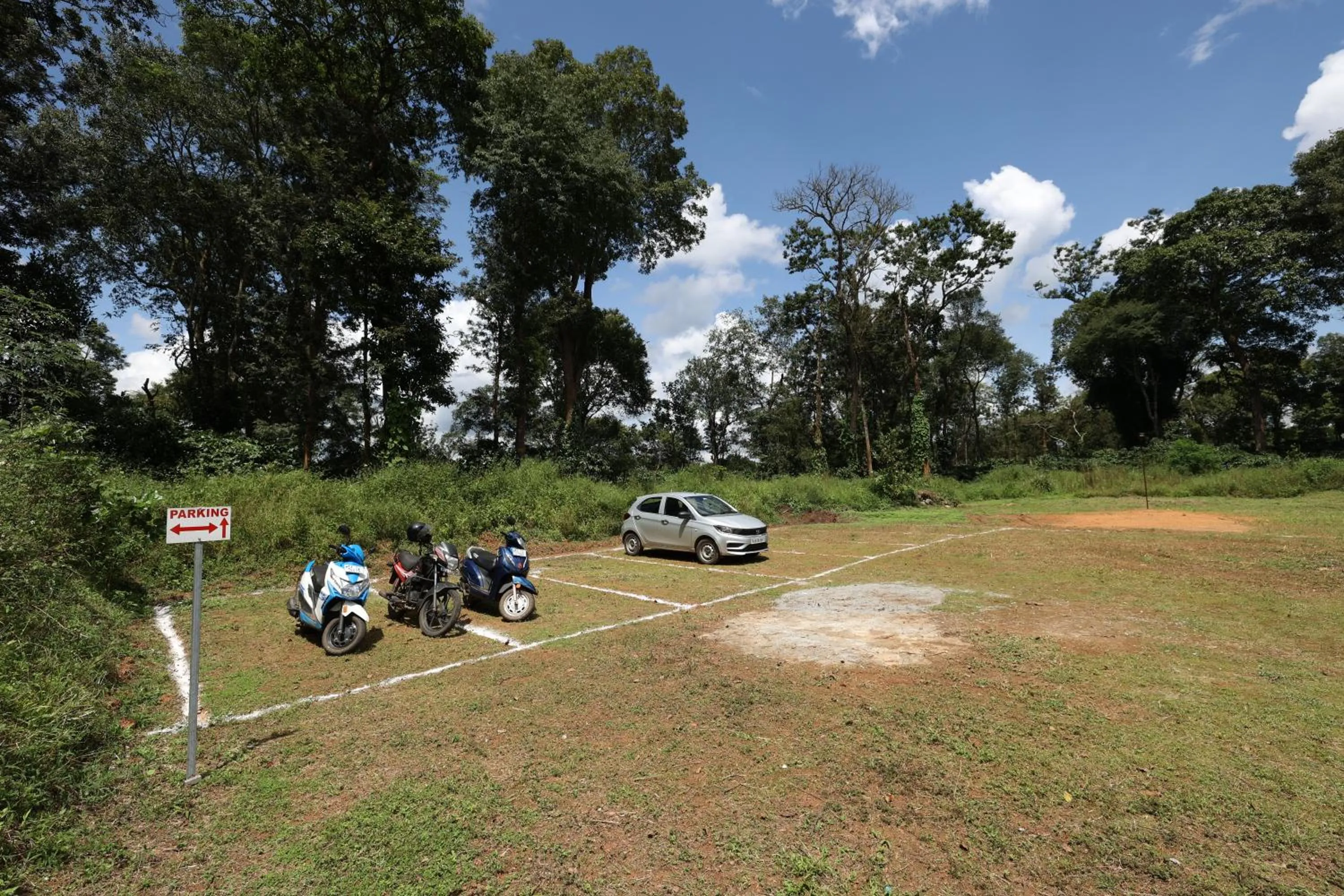 Parking in Avadale Coorg - Stag Groups Not Allowed