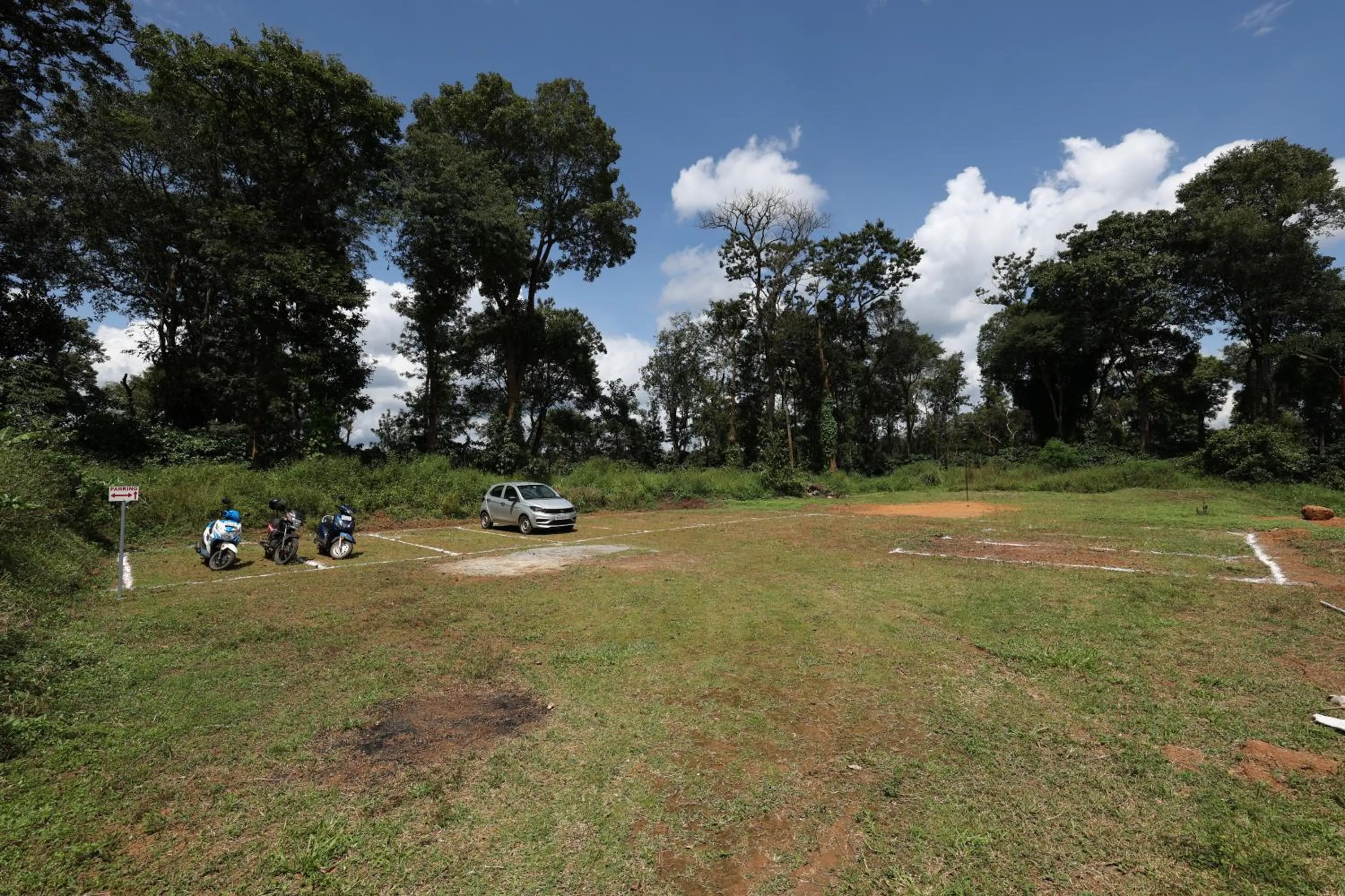 Parking in Avadale Coorg - Stag Groups Not Allowed