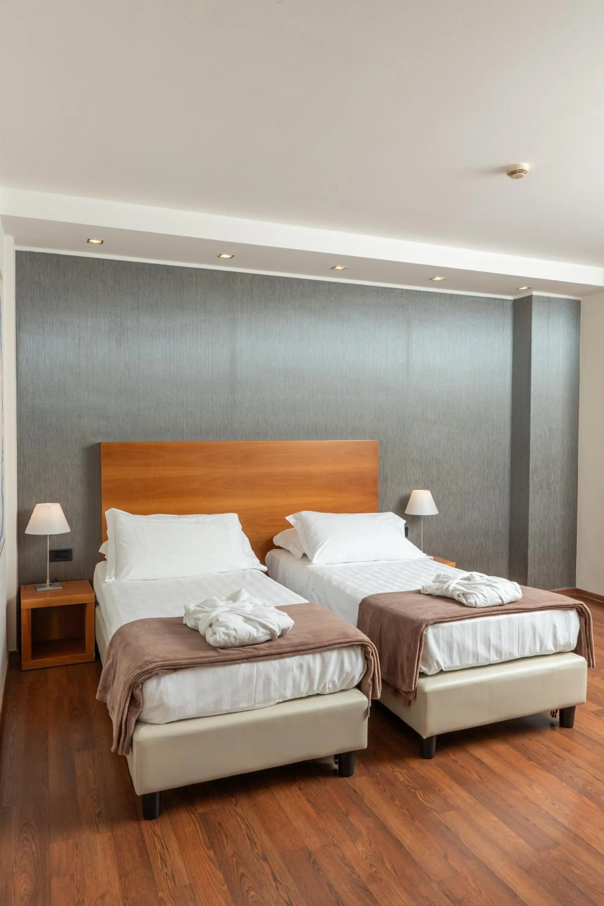 Bedroom, Bed in Hotel Royal Falcone