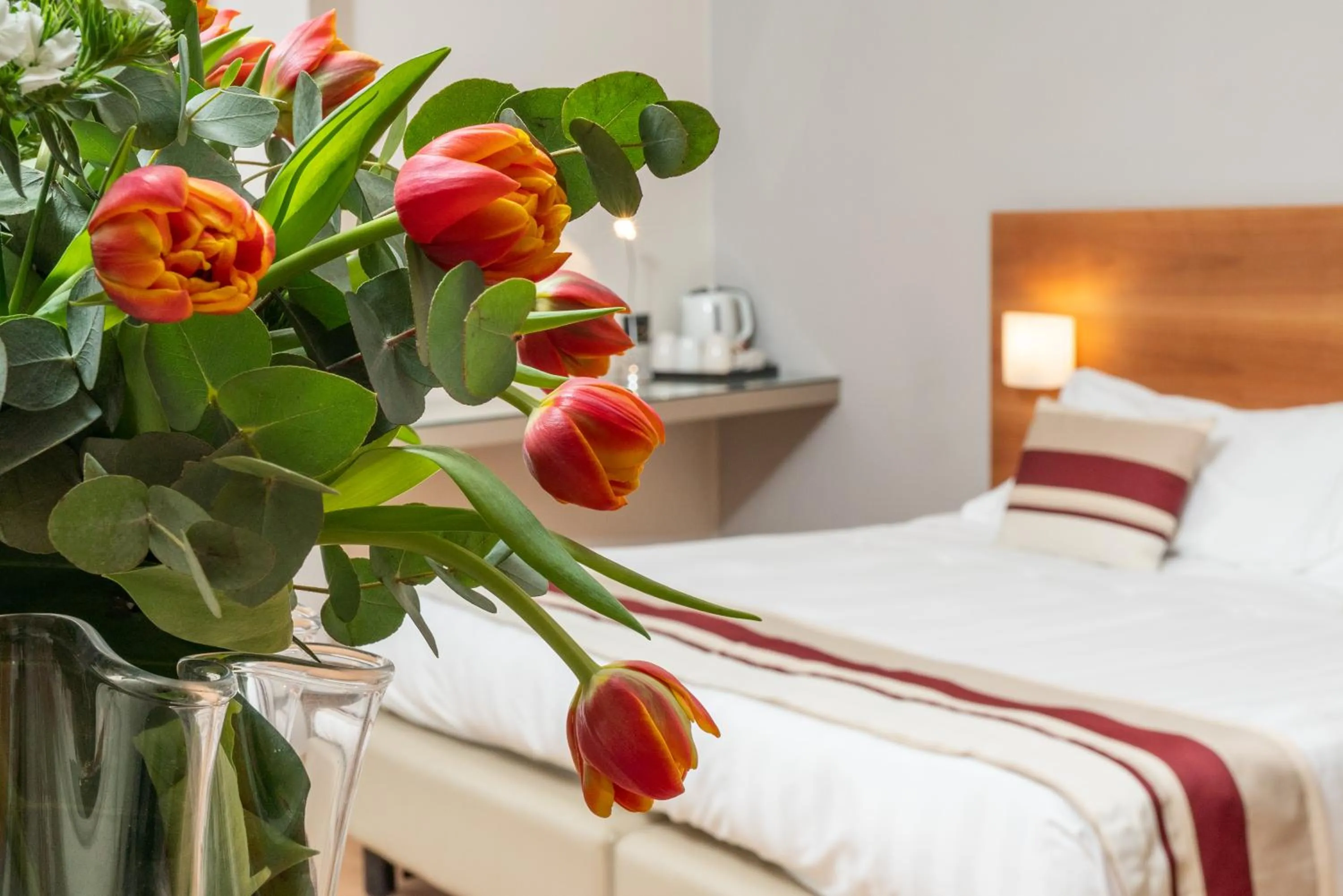 Photo of the whole room, Bed in Hotel Royal Falcone