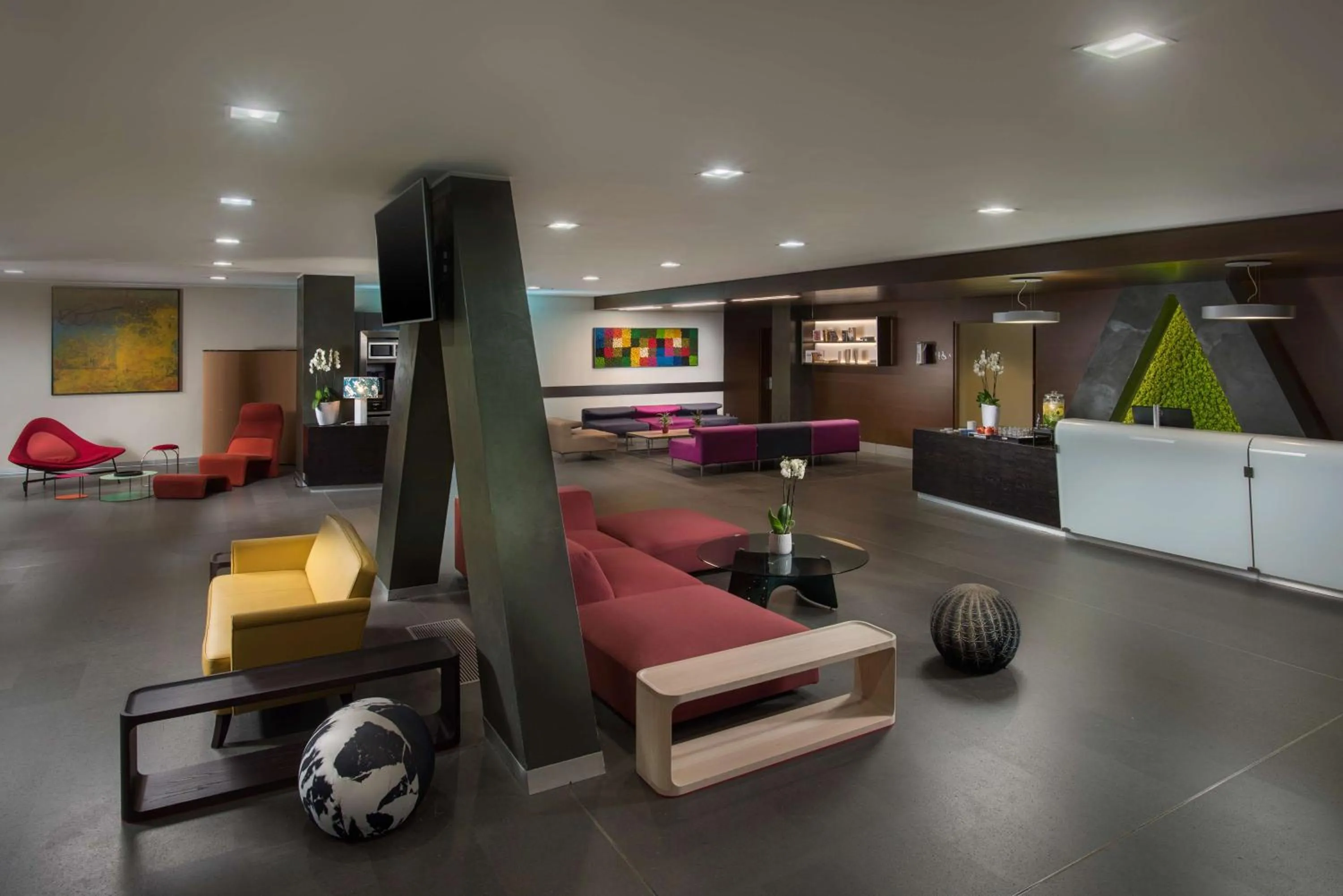 Lobby or reception in NH Orio Al Serio