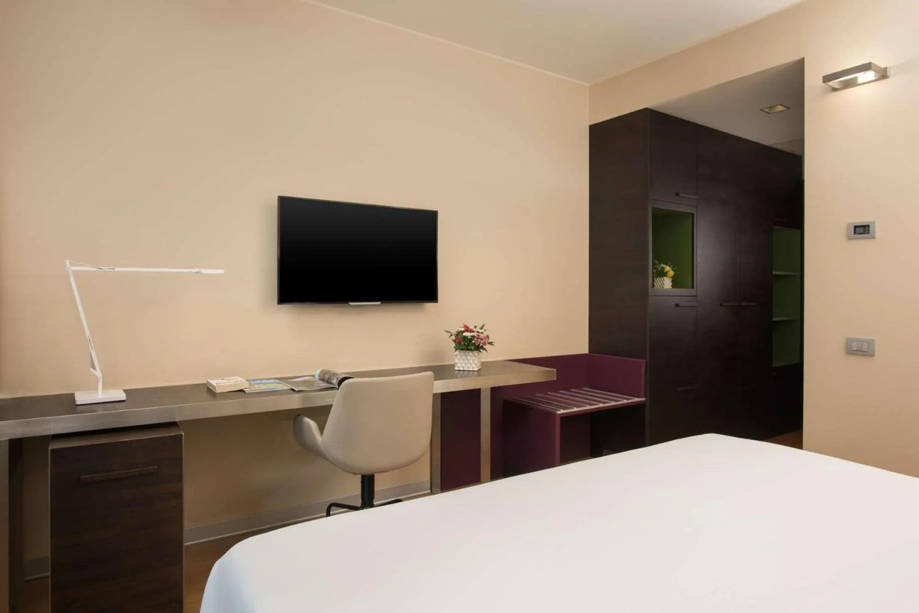 TV and multimedia, Bed in NH Orio Al Serio