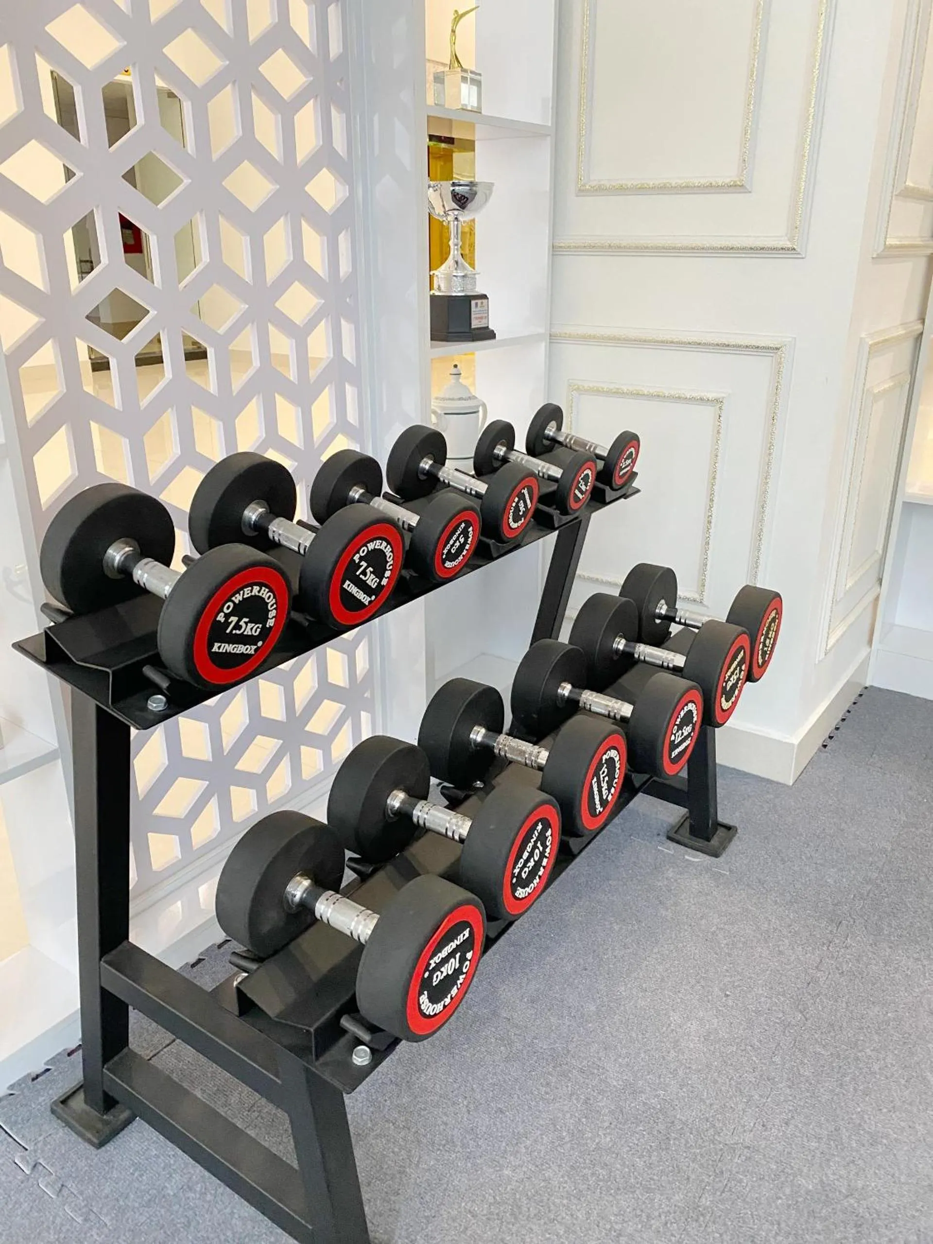 Fitness centre/facilities in Grand Hill Hotel & Apartment