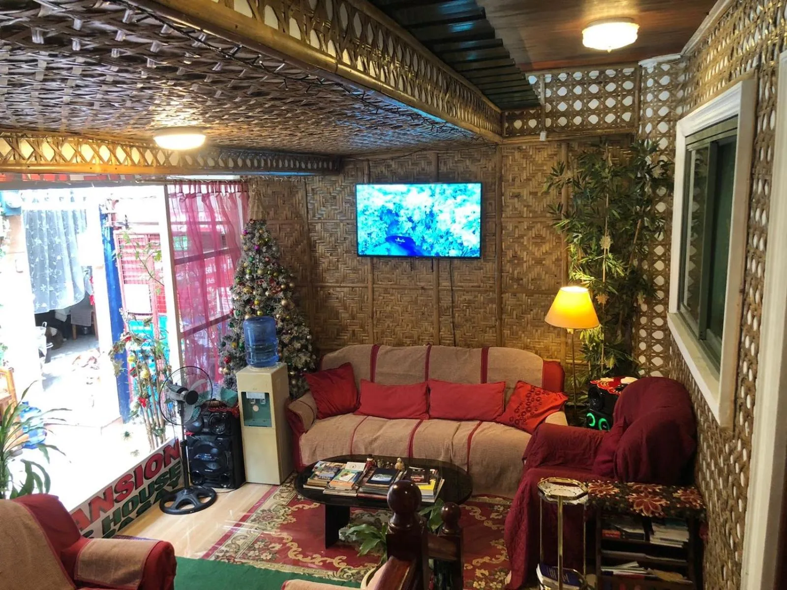 THE MANSION - 20 PAX LUXURY Near AIRPORT in PASAY