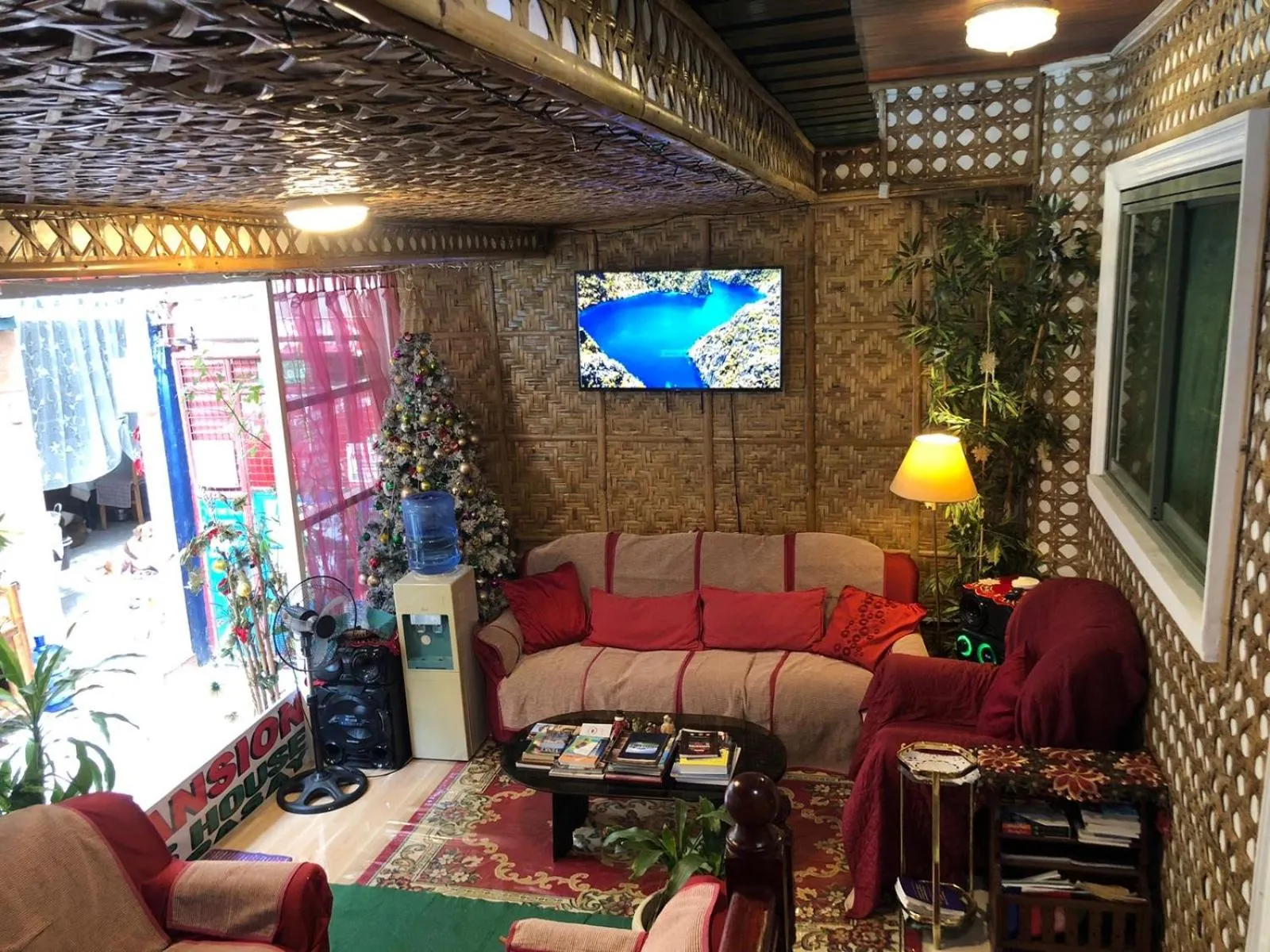 THE MANSION - 20 PAX LUXURY Near AIRPORT in PASAY